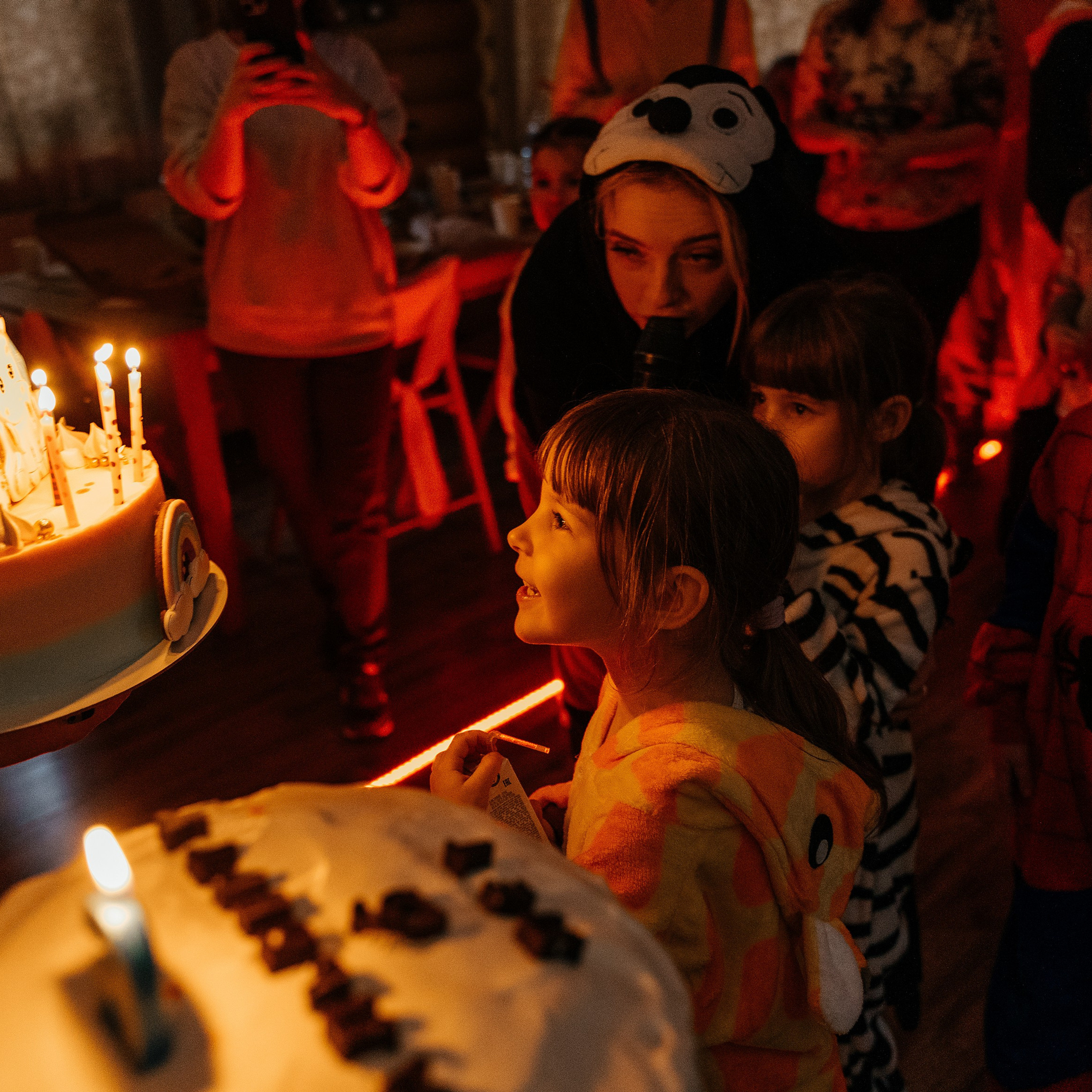 Детский день рождения, праздник. Контент съемка под ключ. Световое шоу / Москва и Мо