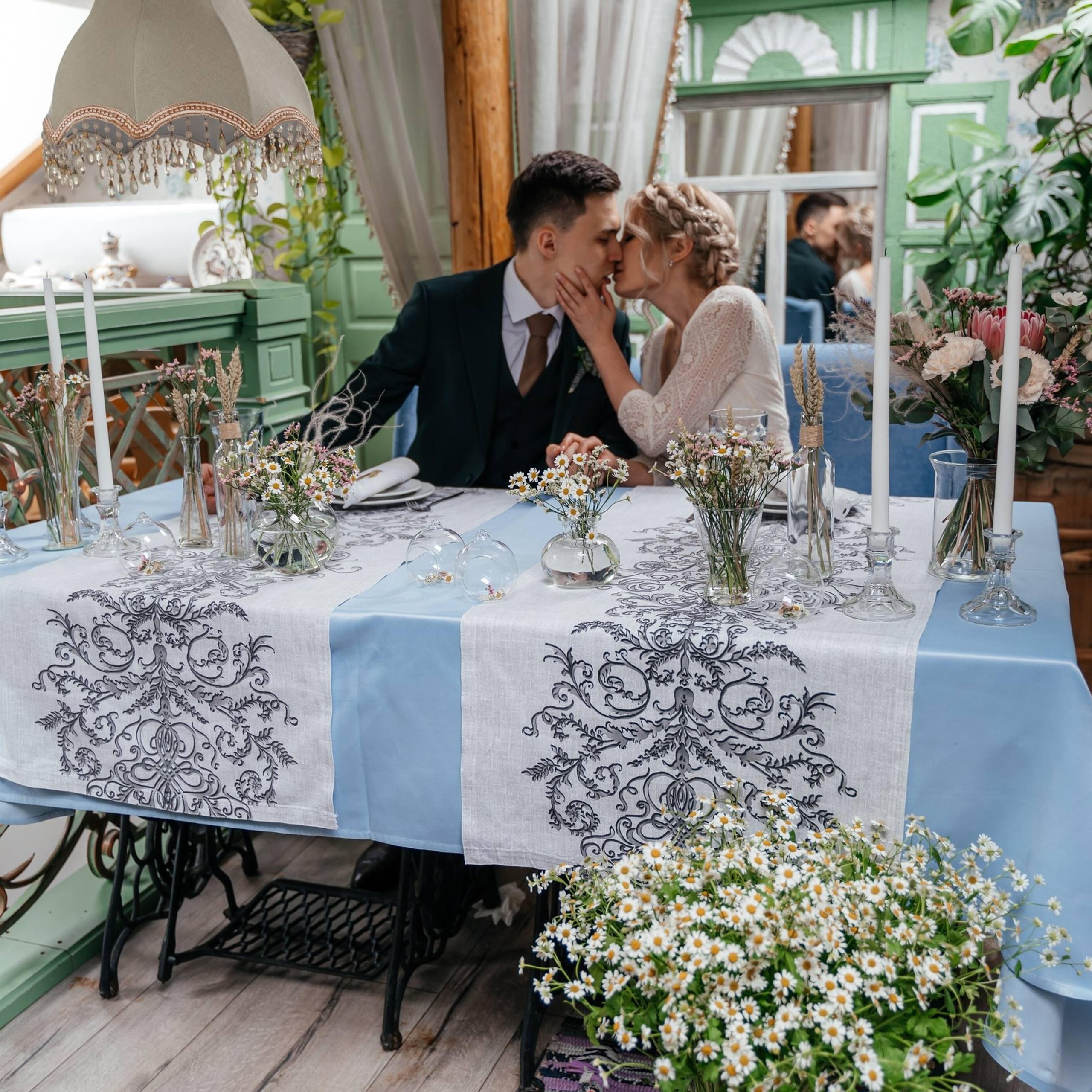 Свадебная история. Контент съемка под ключ. Световое шоу / Москва и Мо