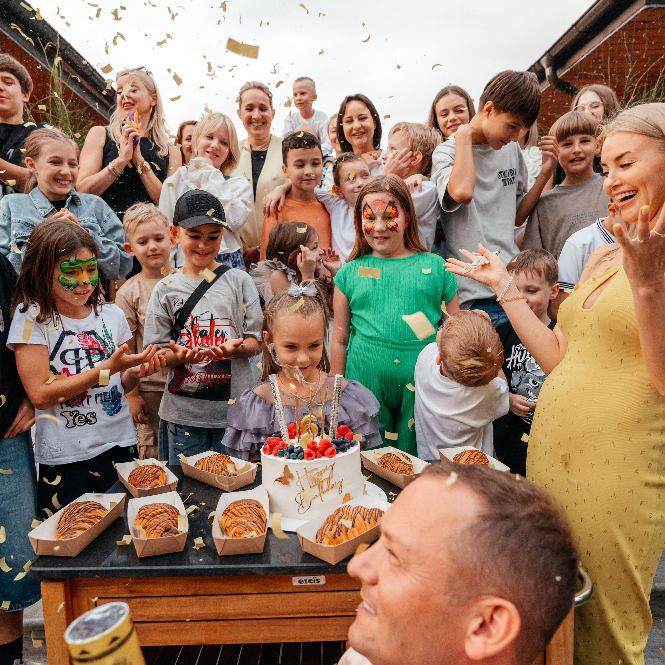 Детский день рождения, праздник. Контент съемка под ключ. Световое шоу / Москва и Мо