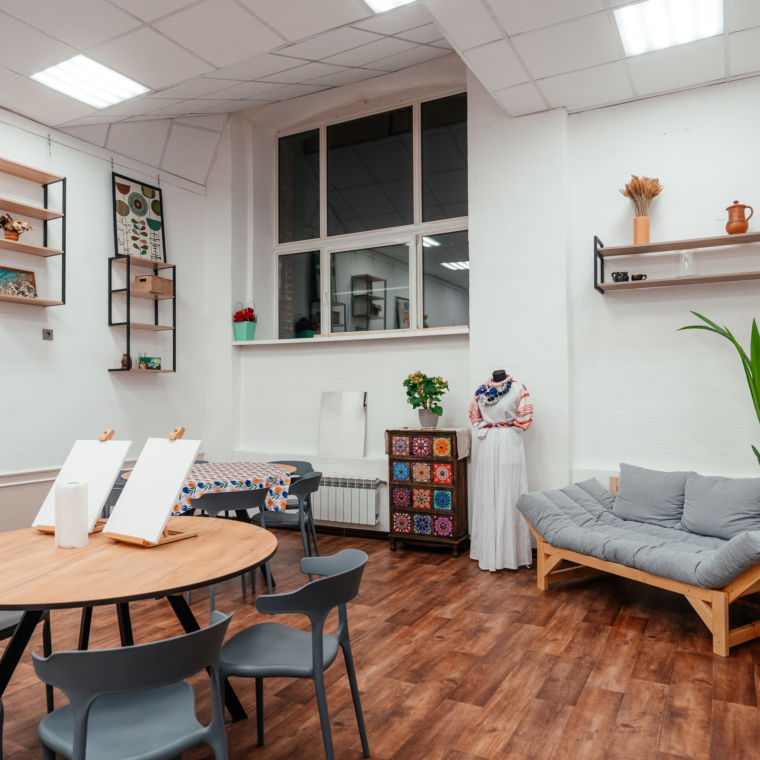 Съемка недвижисть и интерьеры. Контент съемка под ключ. Световое шоу / Москва и Мо