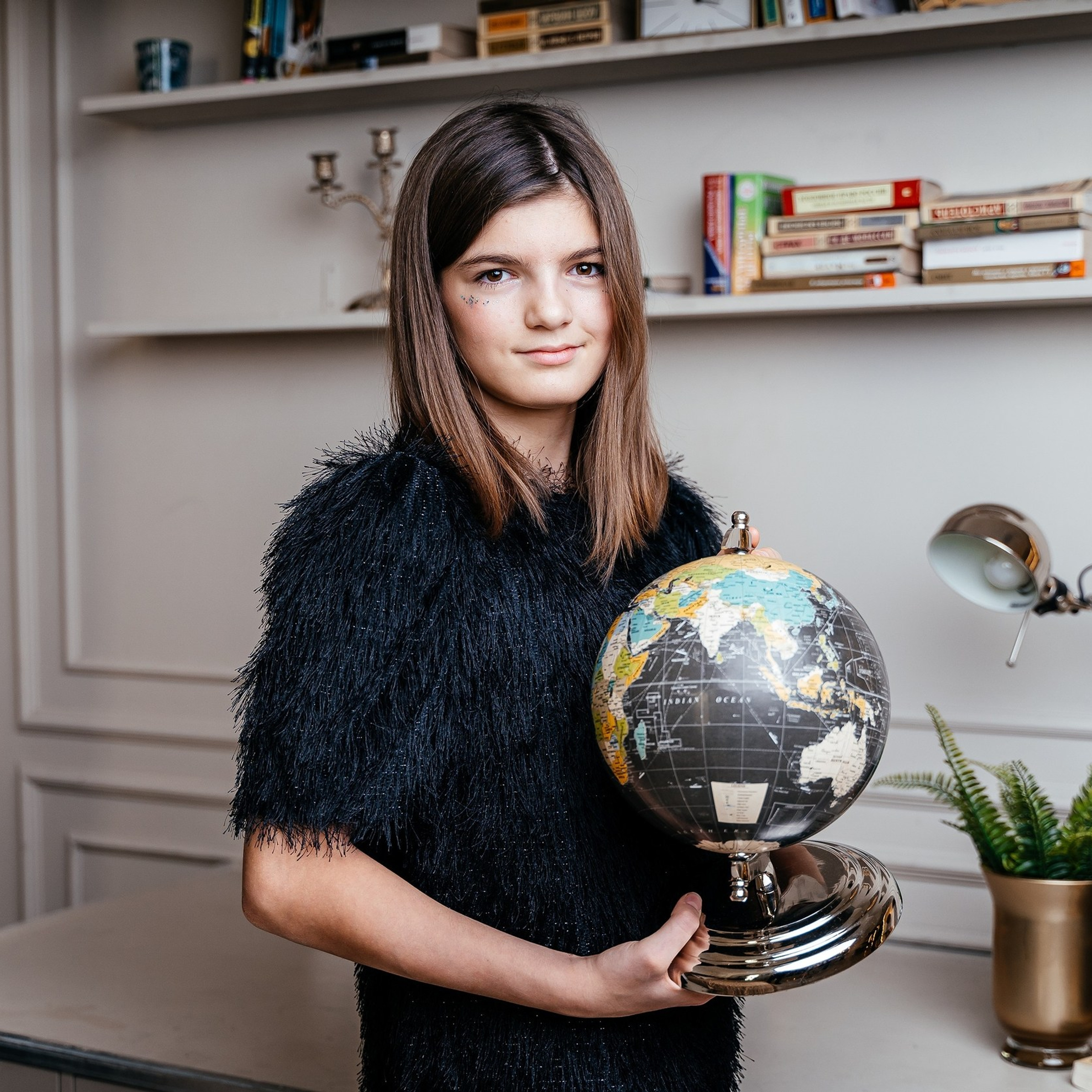 Съемка семьи. Контент съемка под ключ. Световое шоу / Москва и Мо