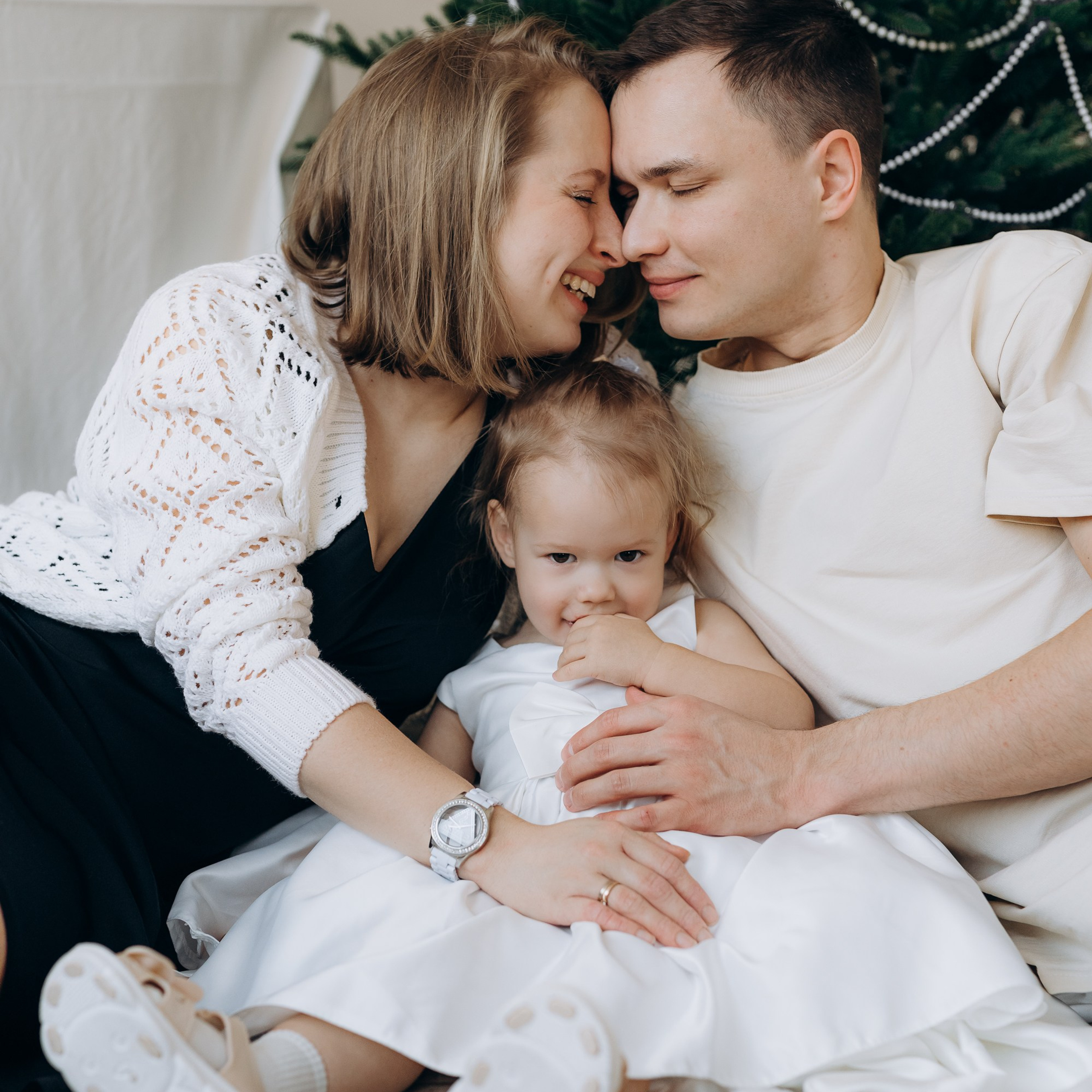 Даша, Коля и София