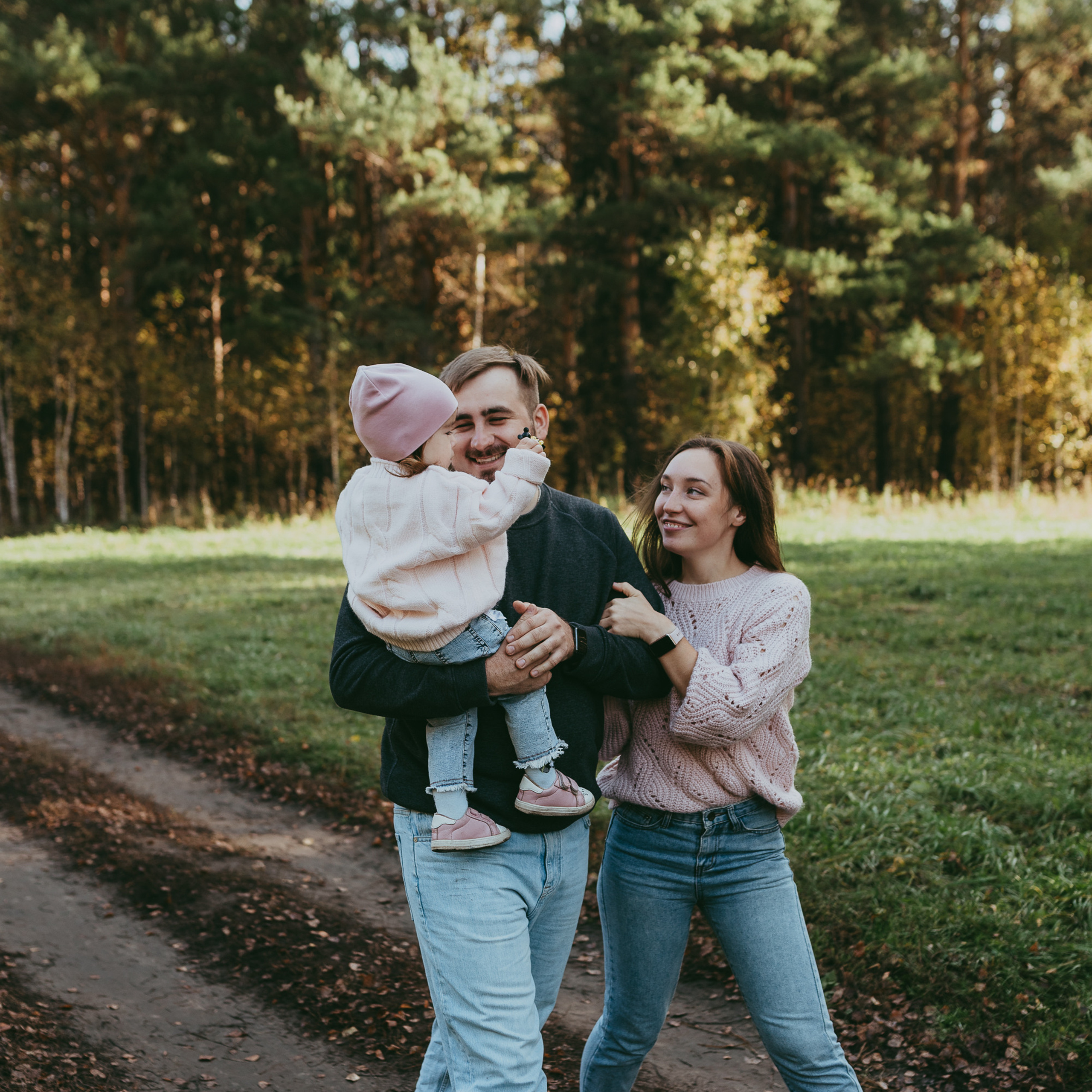 Настя, Игорь и Алисочка