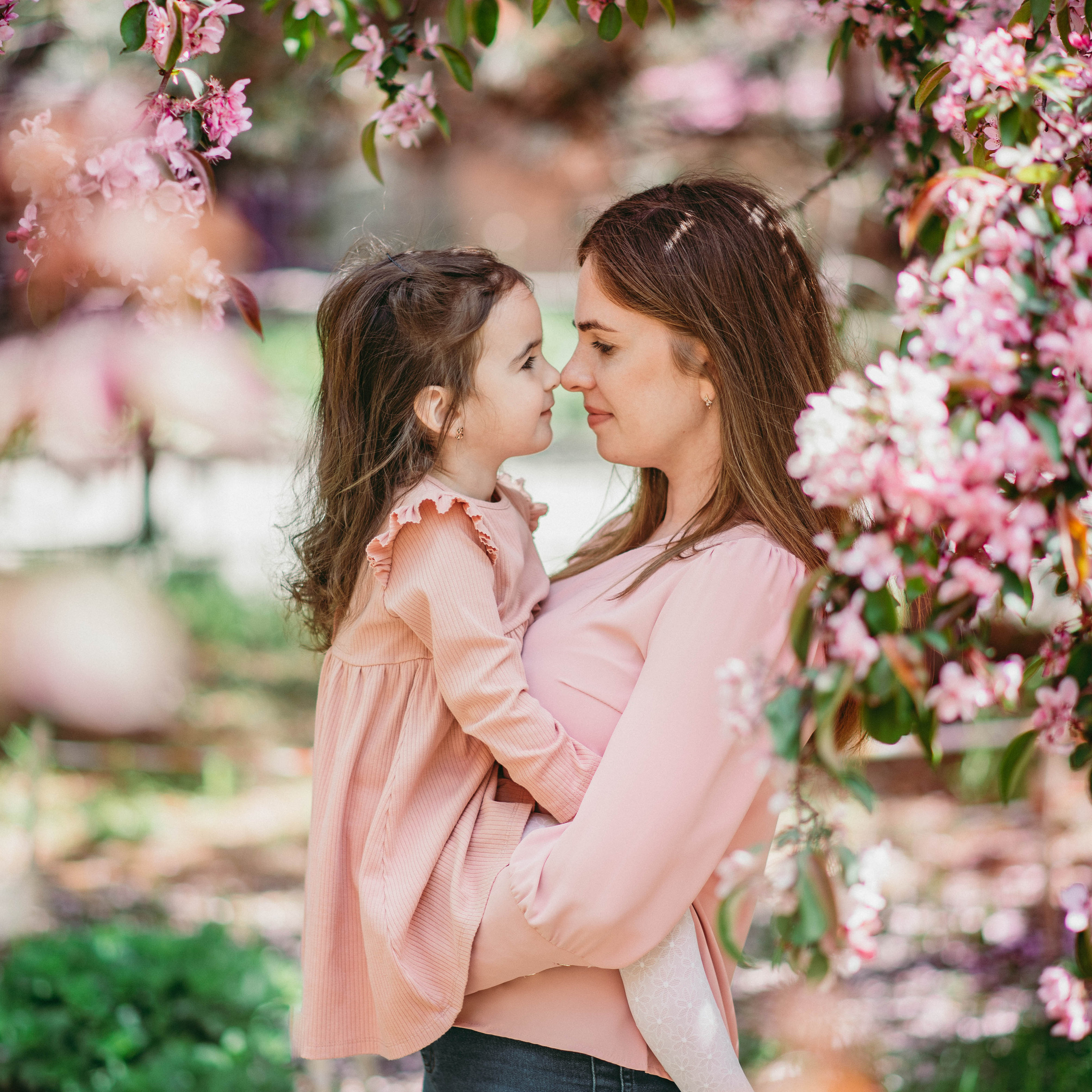 Виктория и Марианна