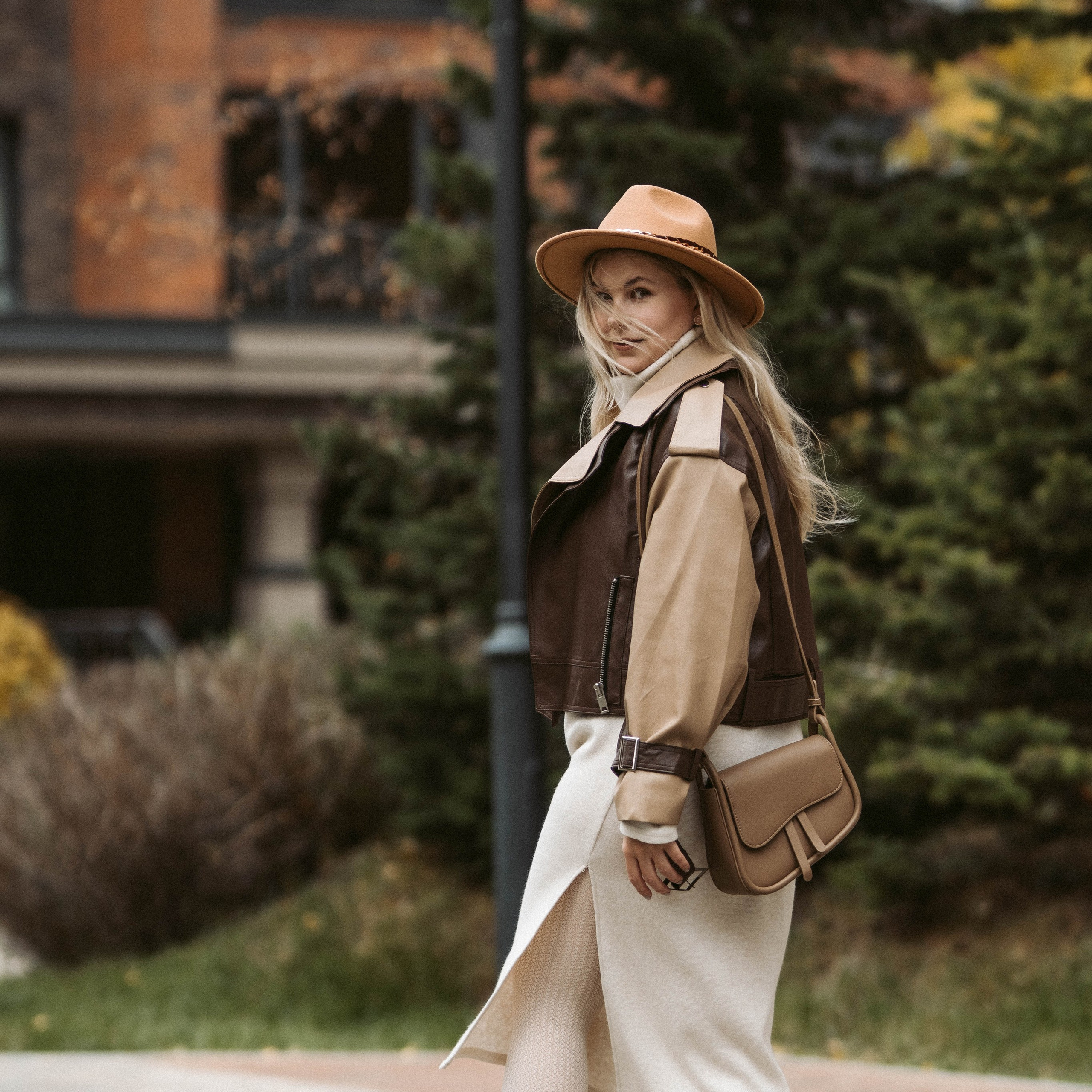 Бульварный Переулок \ Елена