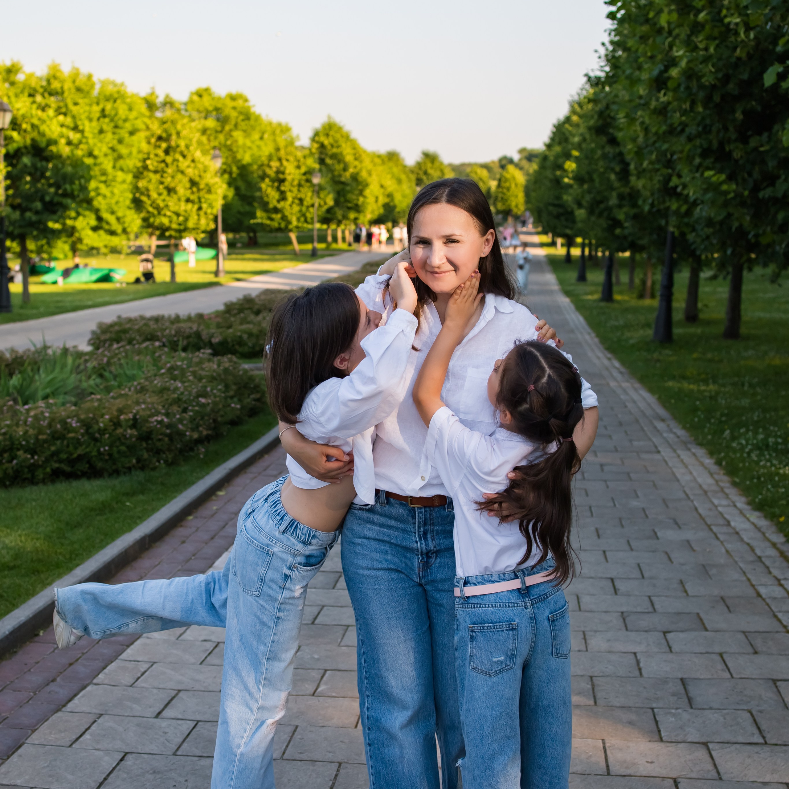 Уличная съемка. Агенство фотографов под любой запрос. Москва