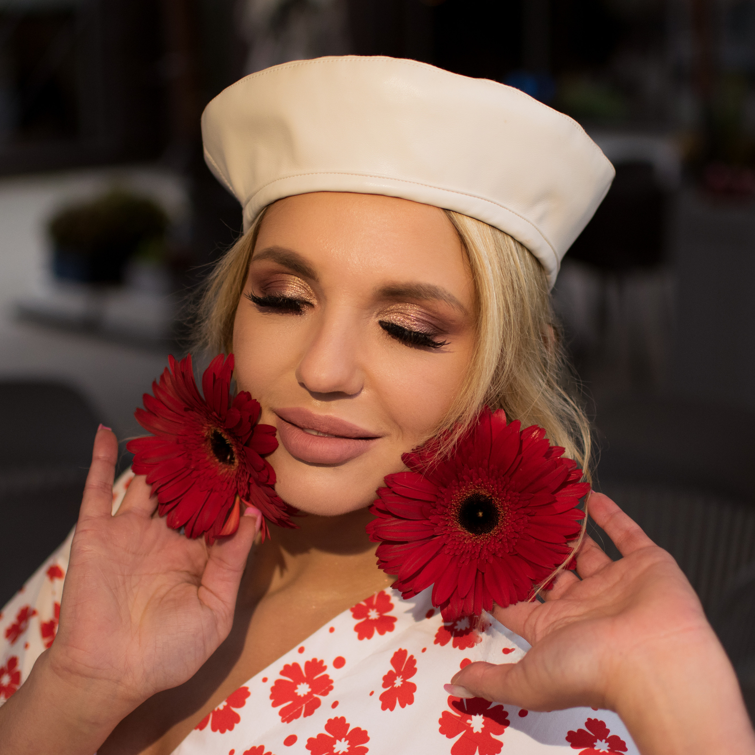 Женский портрет