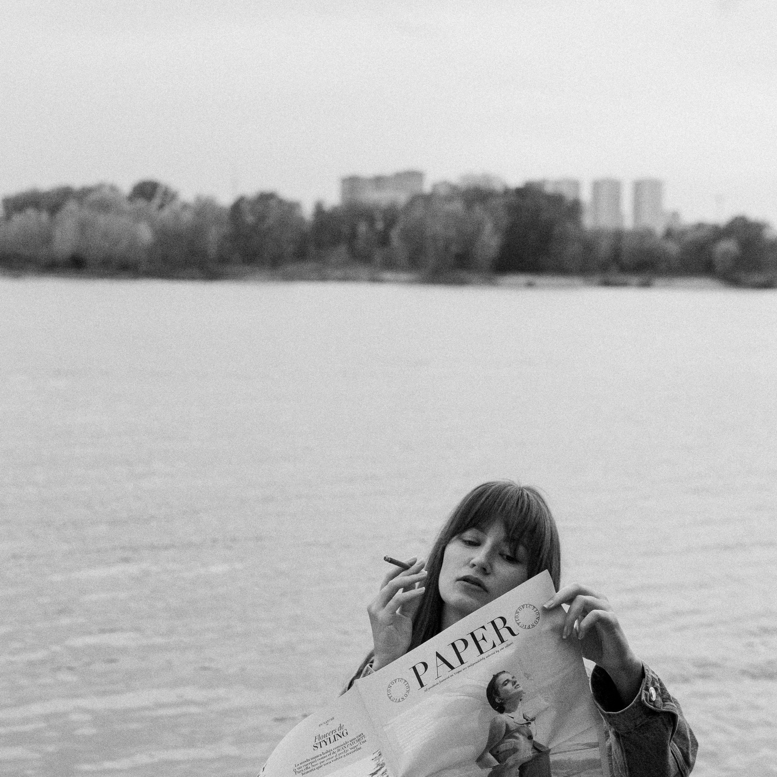 Девочка и море