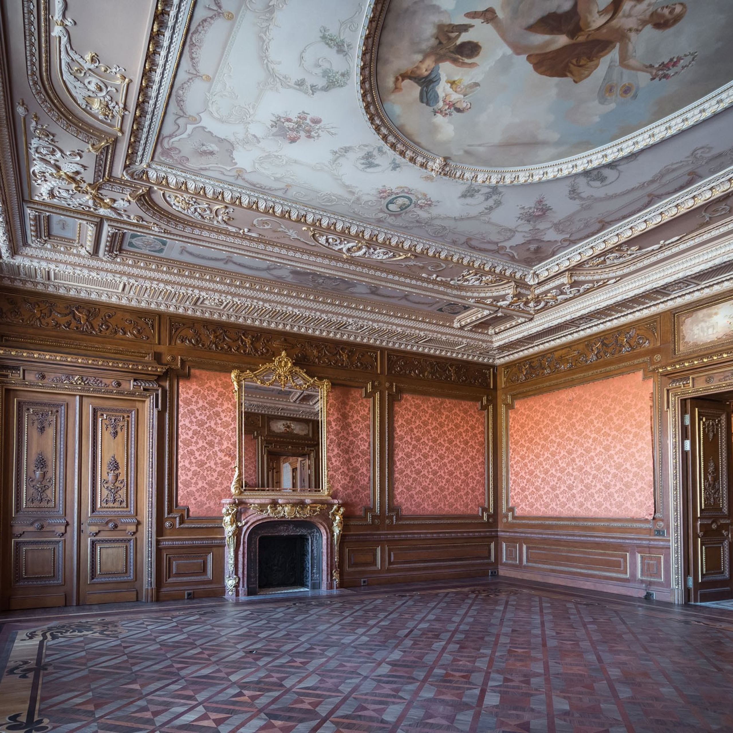 Элитная квартира на&nbsp;Фонтанке