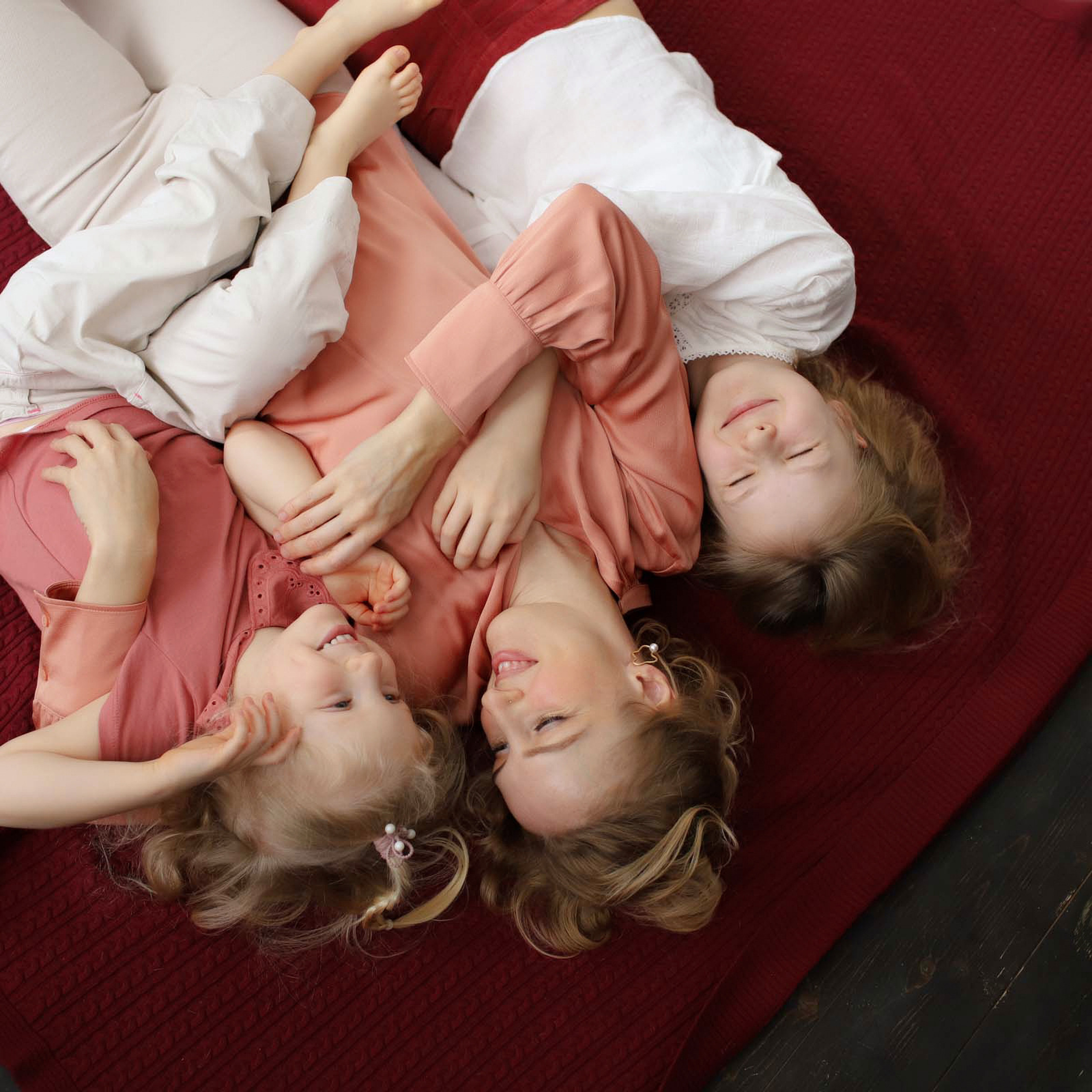 МК в худ. мастерской. Анна, Фаина, Маша. Март 2021