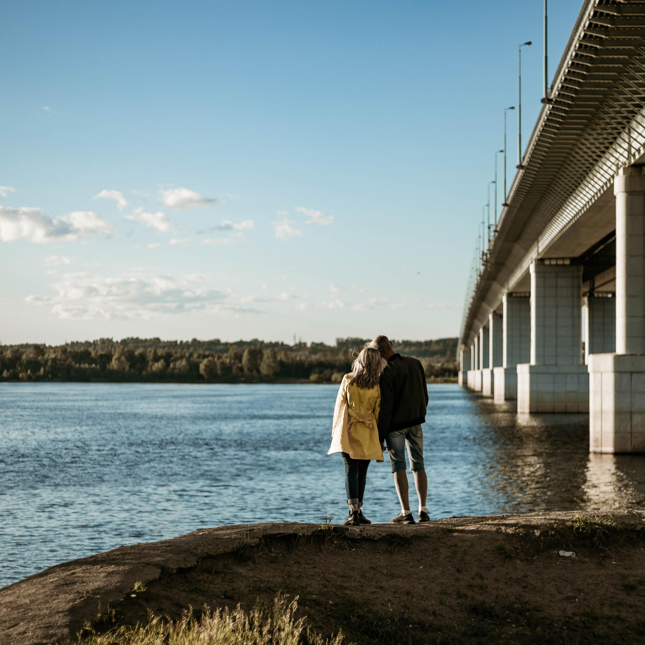 Красавинский мост, р. Кама. Антон и Ольга. Июнь 2020.