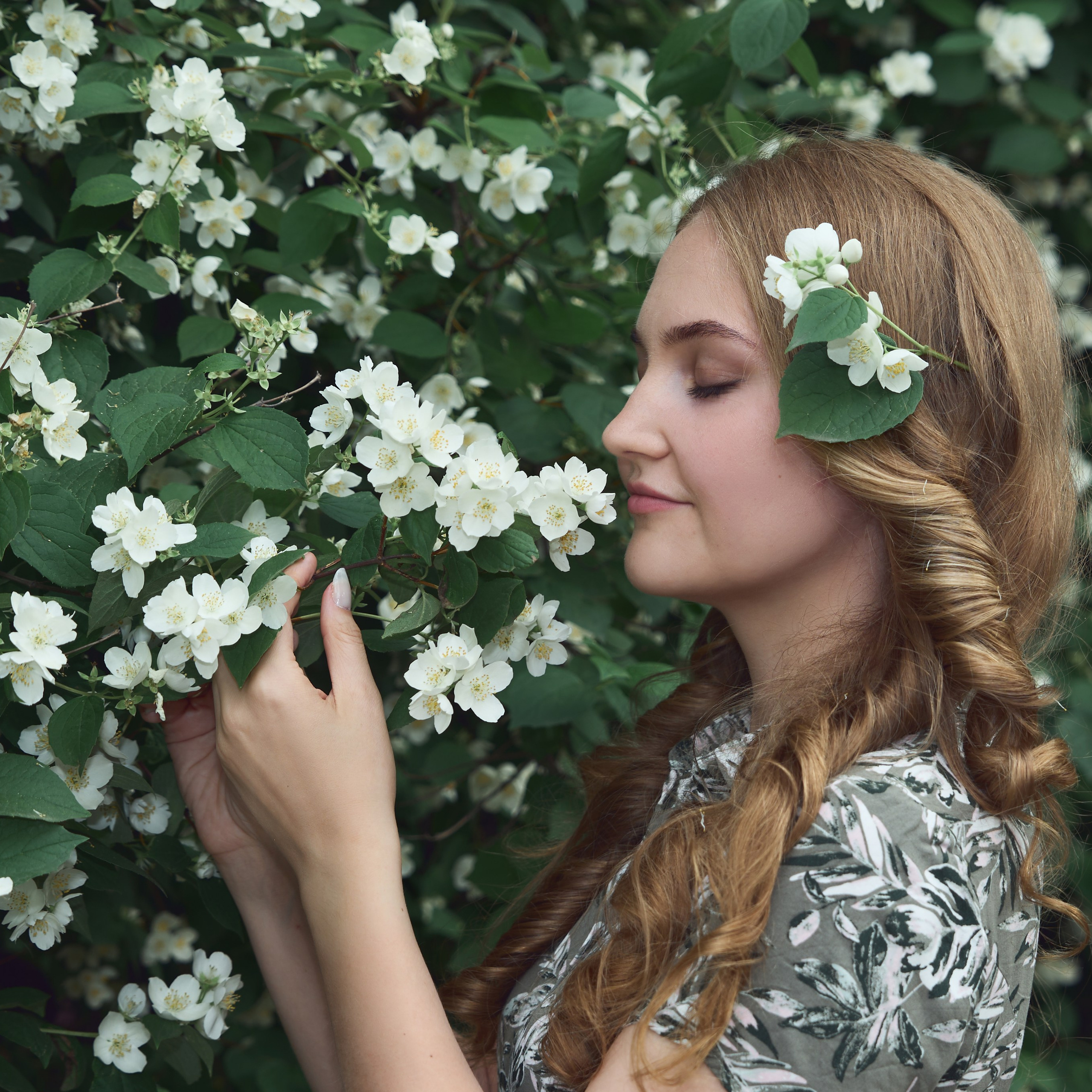 Съемка Анастасии в жасмине