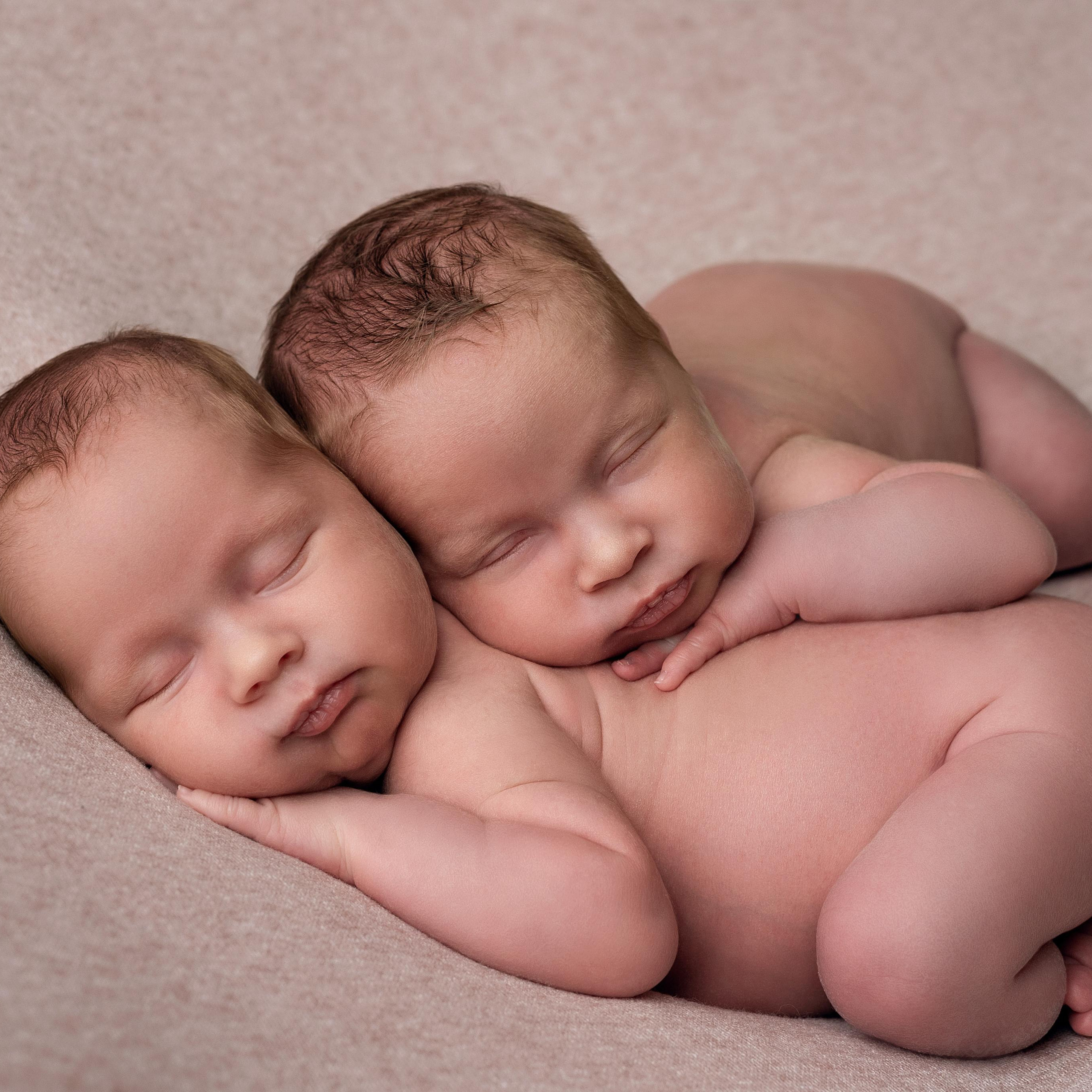 Фотограф новорожденных в городе Екатеринбург, Дегтярск, Ревда newborn. Фотограф новорожденных в Екатеринбурге Анастасия Карманова