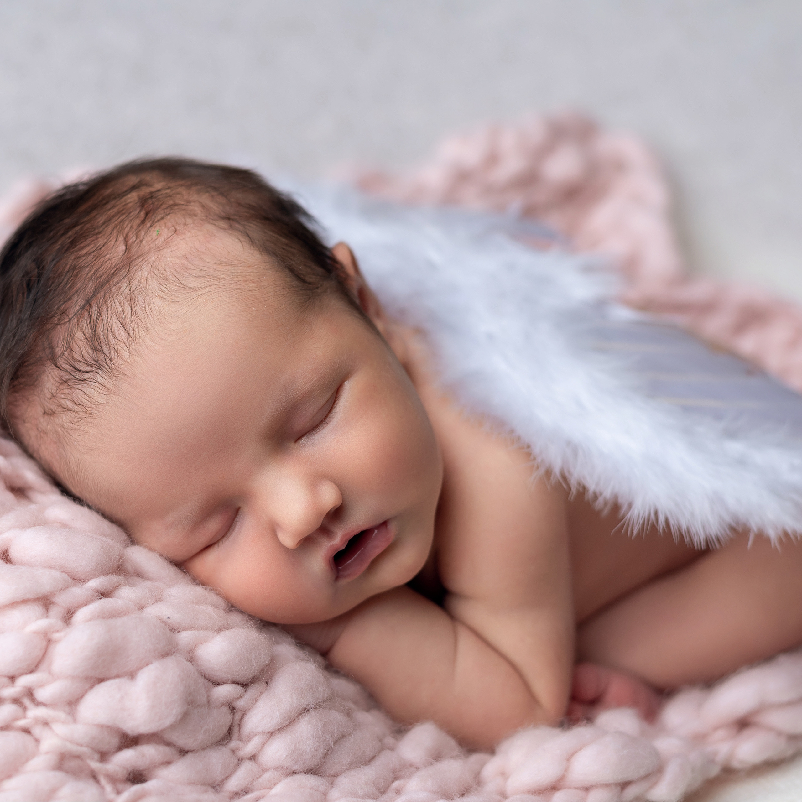 Фотограф новорожденных в городе Екатеринбург, Дегтярск, Ревда newborn. Фотограф новорожденных в Екатеринбурге Анастасия Карманова