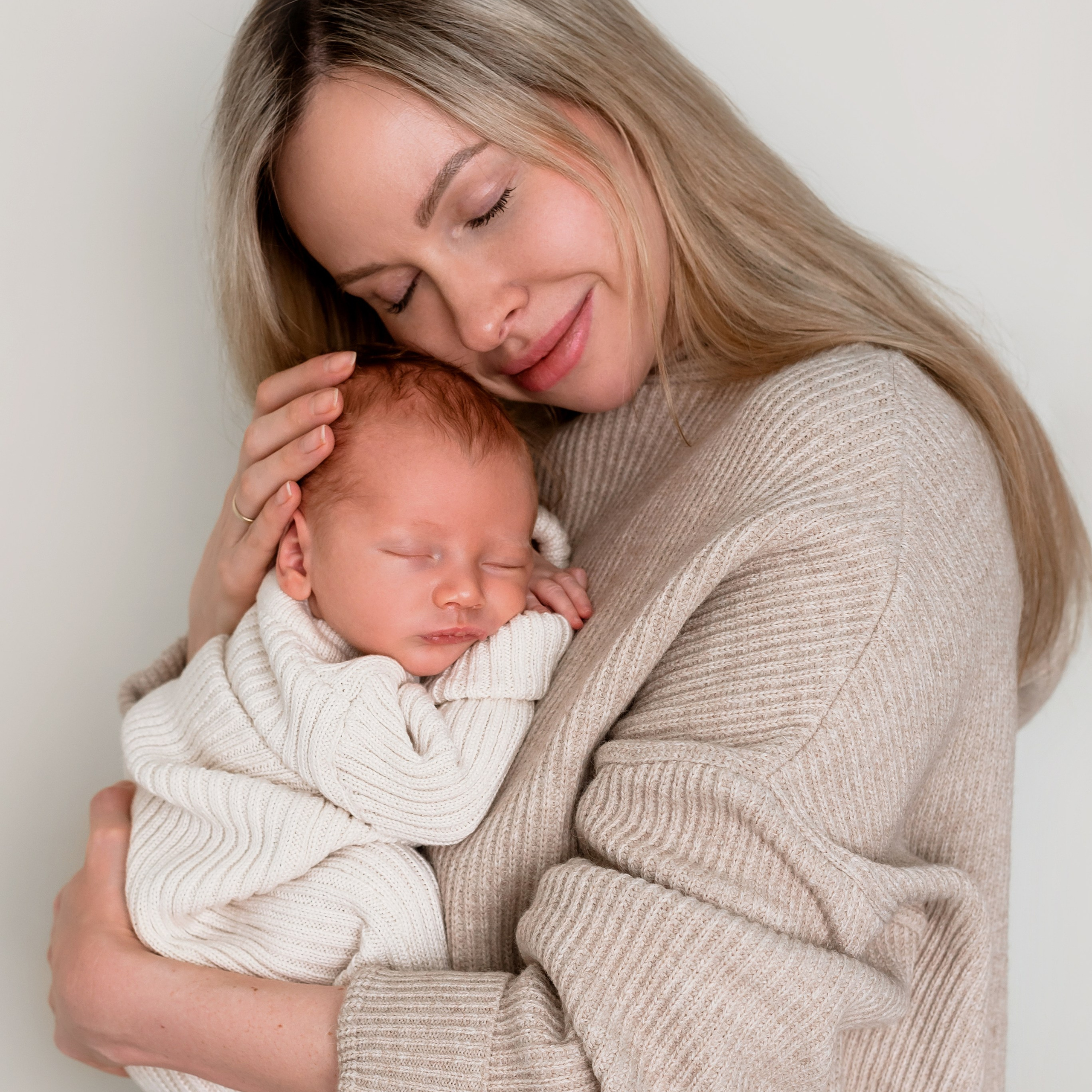 Фотограф новорожденных в городе Екатеринбург, Дегтярск, Ревда newborn. Фотограф новорожденных в Екатеринбурге Анастасия Карманова