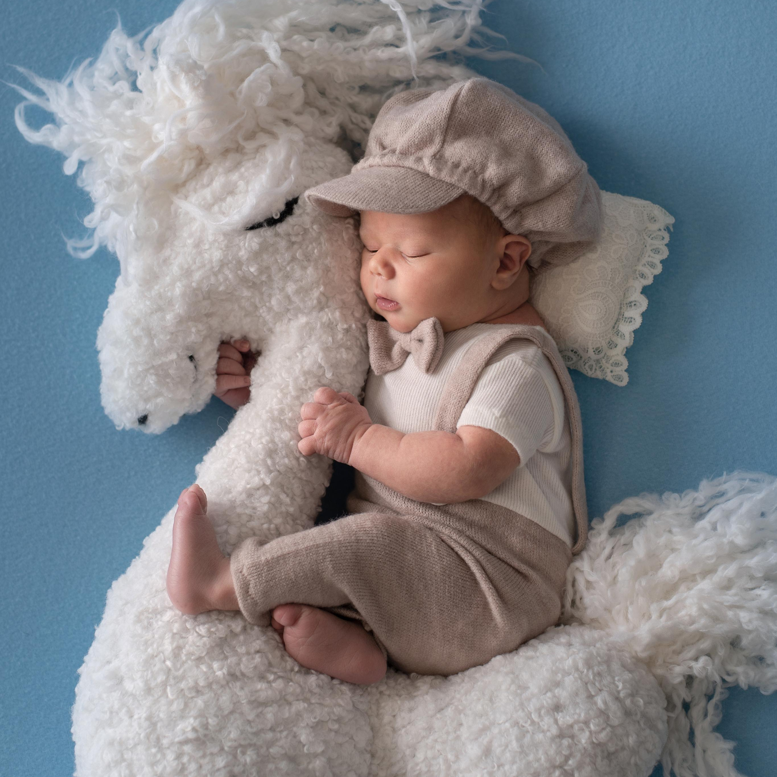 Фотограф новорожденных в городе Екатеринбург, Дегтярск, Ревда newborn. Фотограф новорожденных в Екатеринбурге Анастасия Карманова