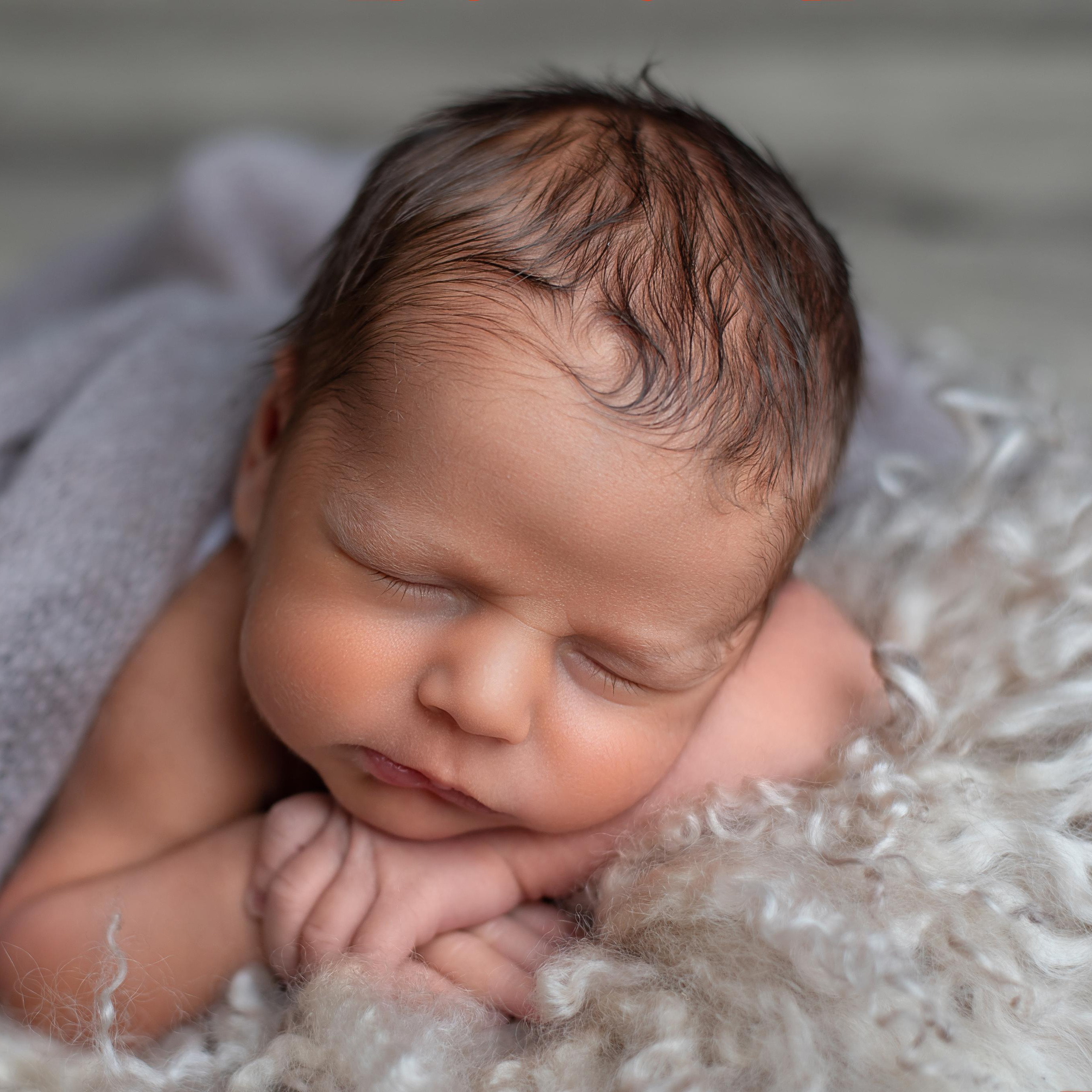 Фотограф новорожденных в городе Екатеринбург, Дегтярск, Ревда newborn. Фотограф новорожденных в Екатеринбурге Анастасия Карманова