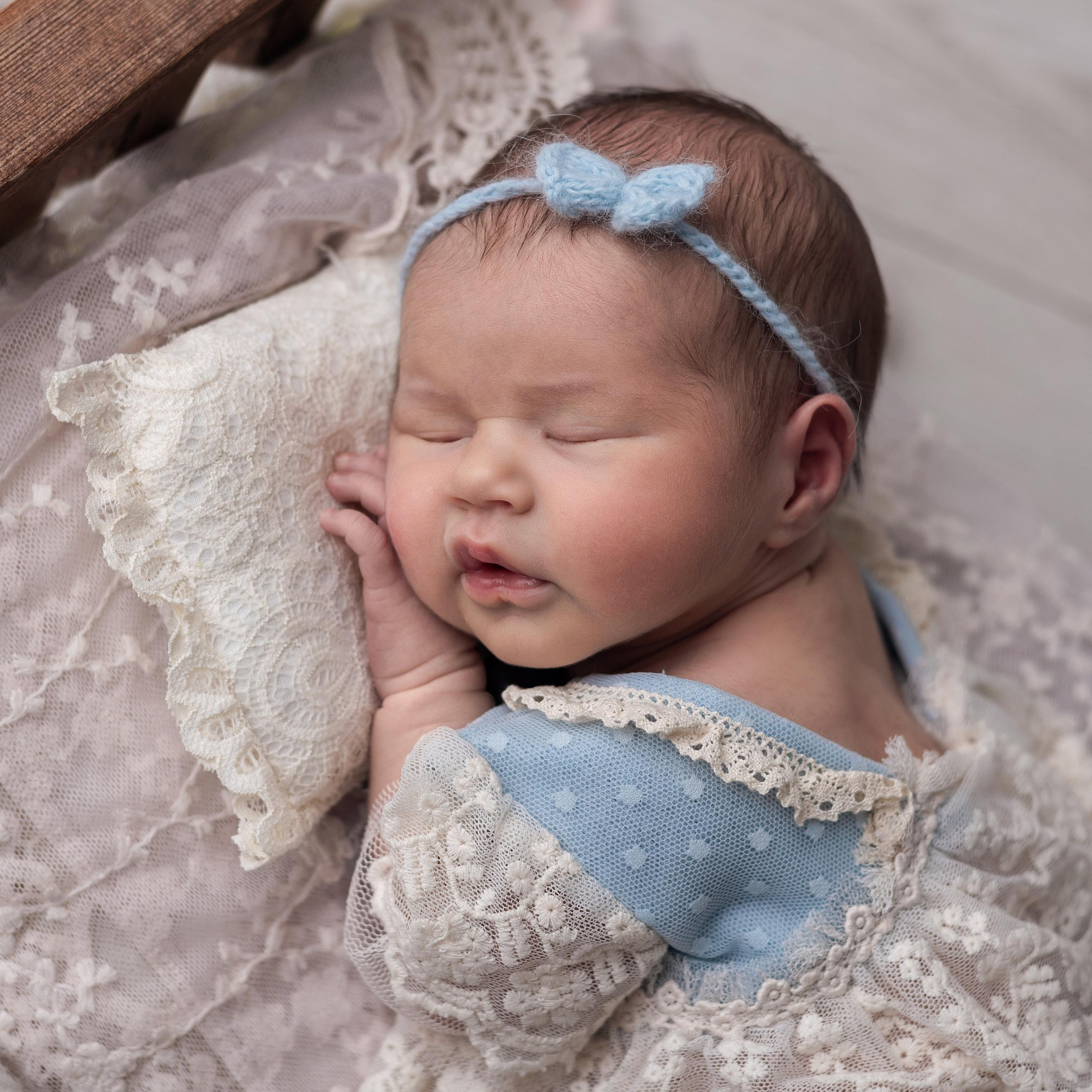 Фотограф новорожденных в городе Екатеринбург, Дегтярск, Ревда newborn. Фотограф новорожденных в Екатеринбурге Анастасия Карманова