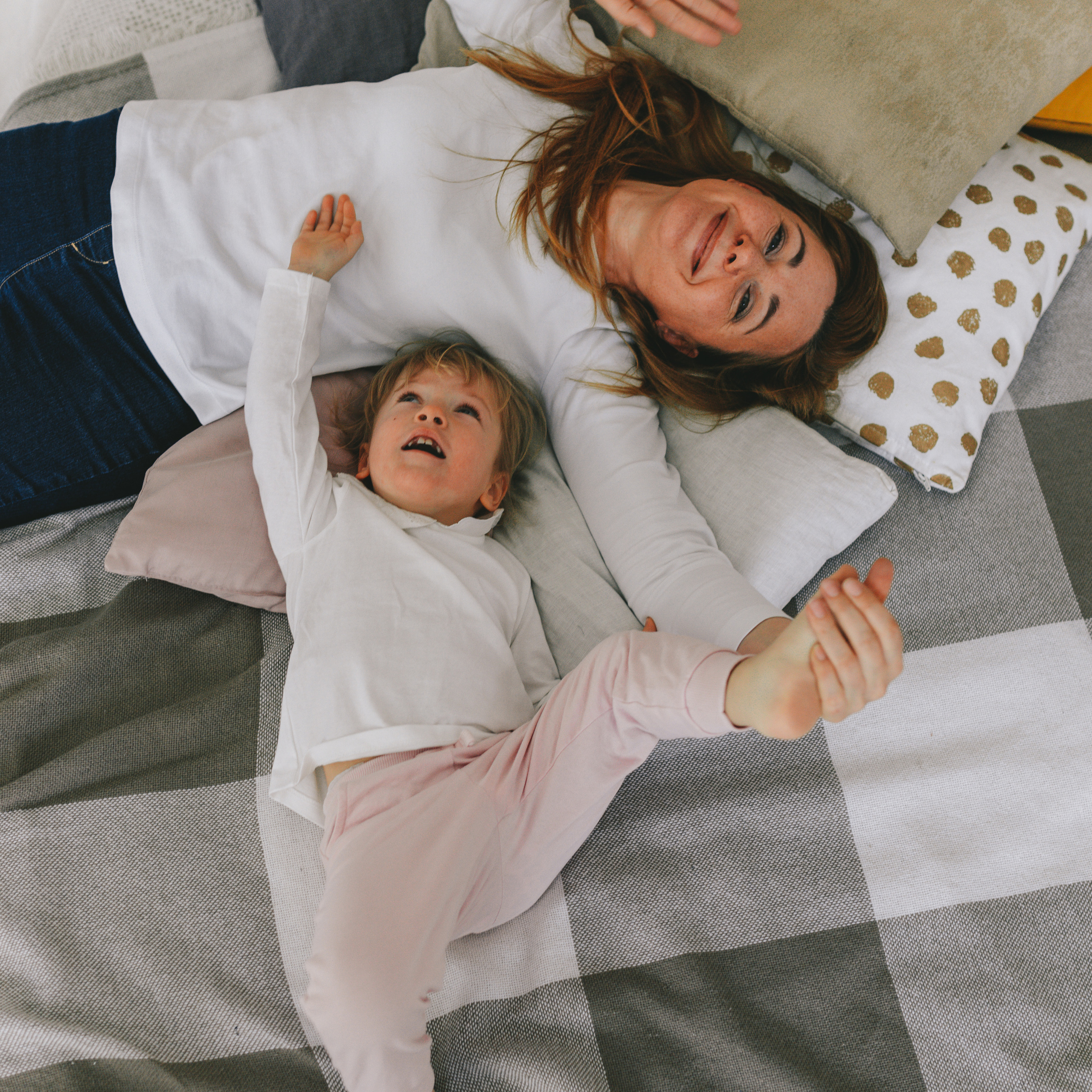 Мама с ребенком фотосессия в студии 