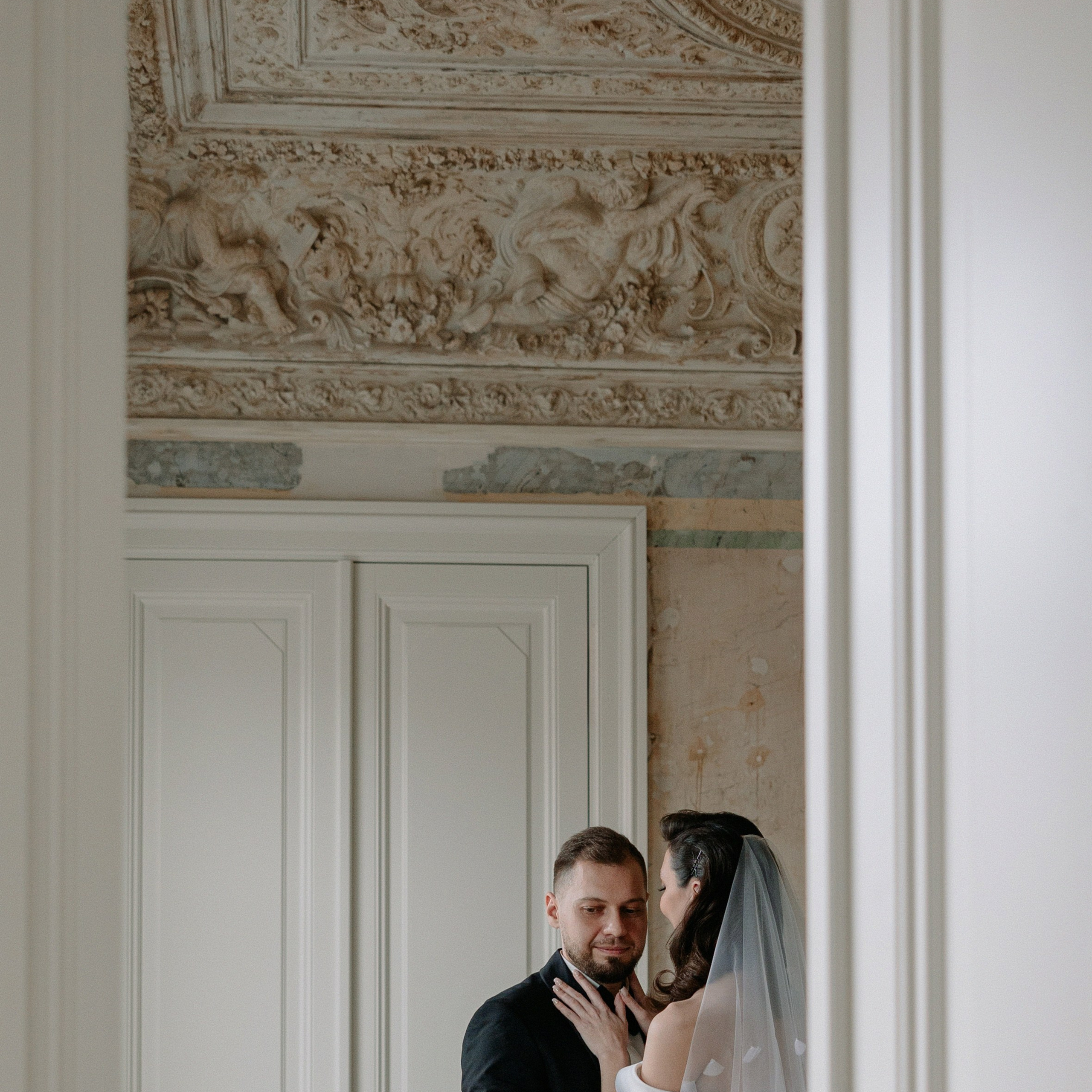 Отель 12 причин и кафе Мишель