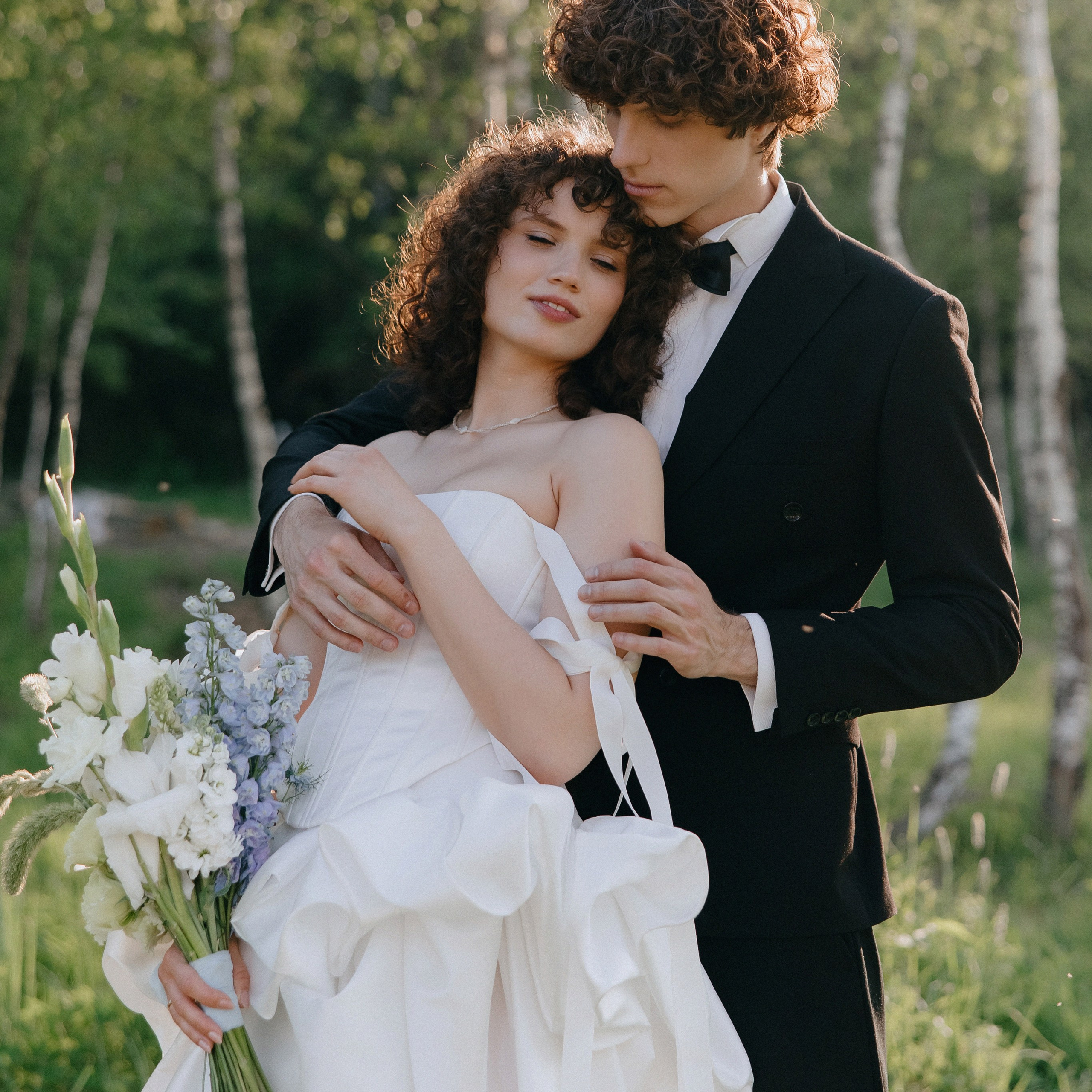 Свадьба в лесу