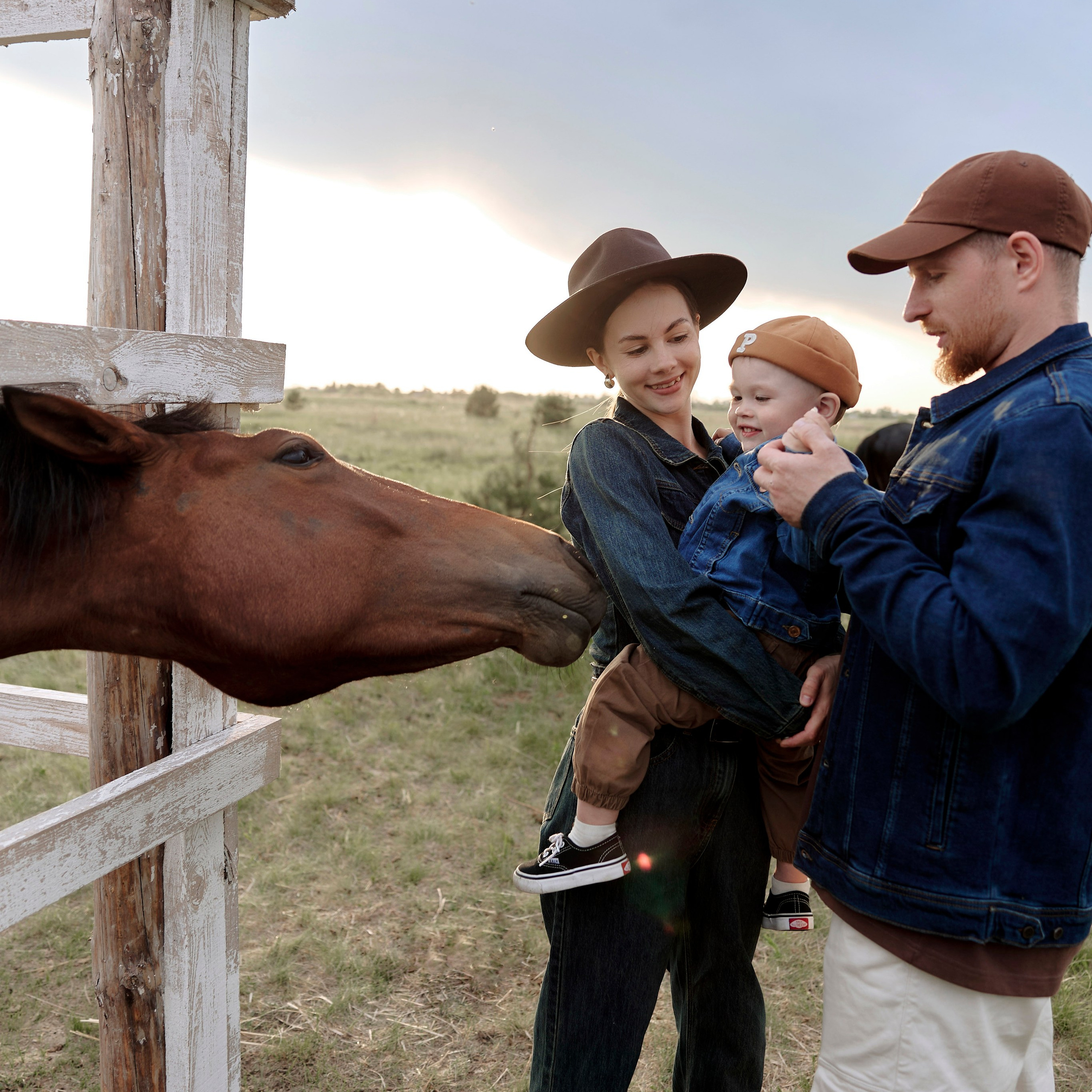 Антон, Лена и Лёва