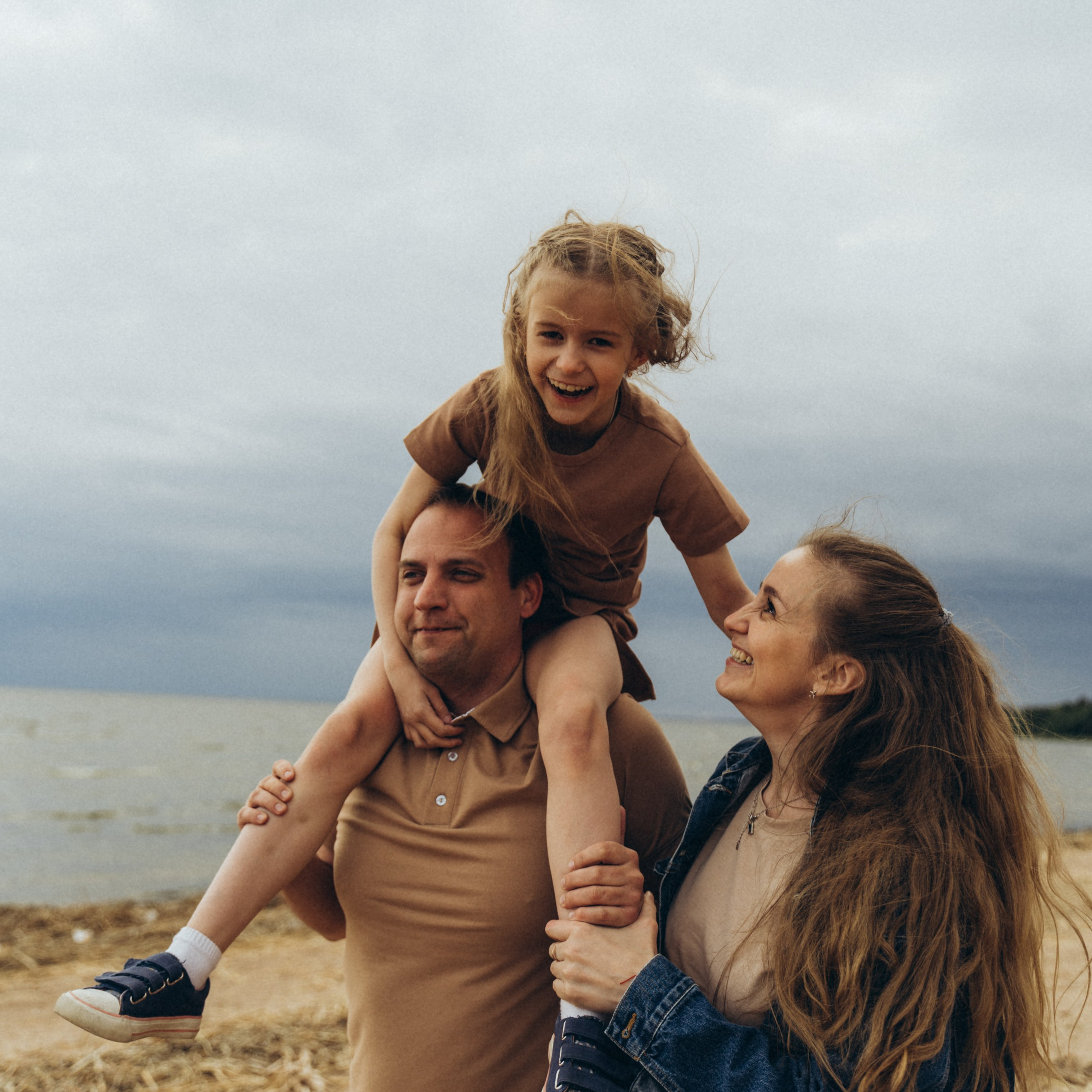 Сергей/Алёна и Варя