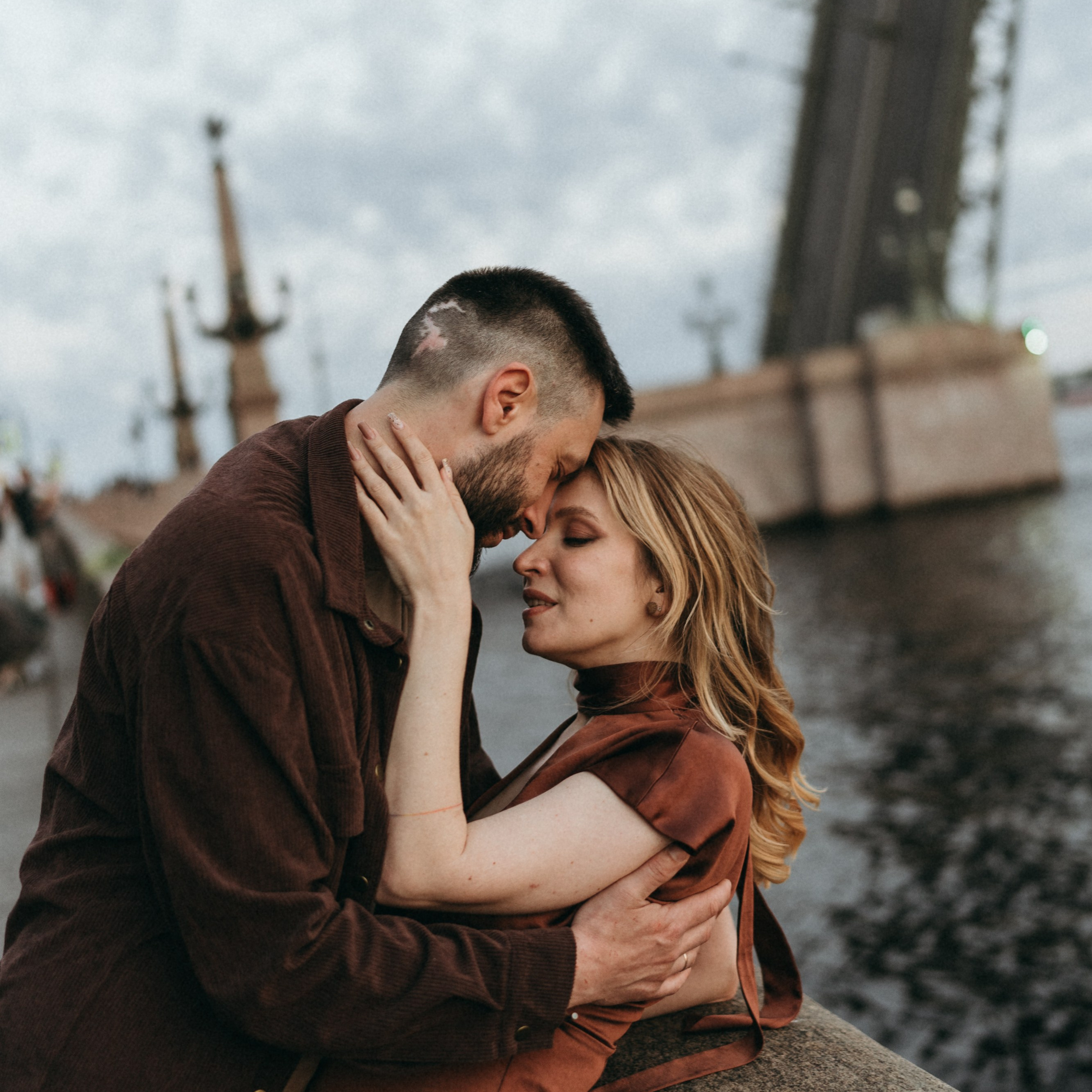 Максим и Настя / Разводные мосты