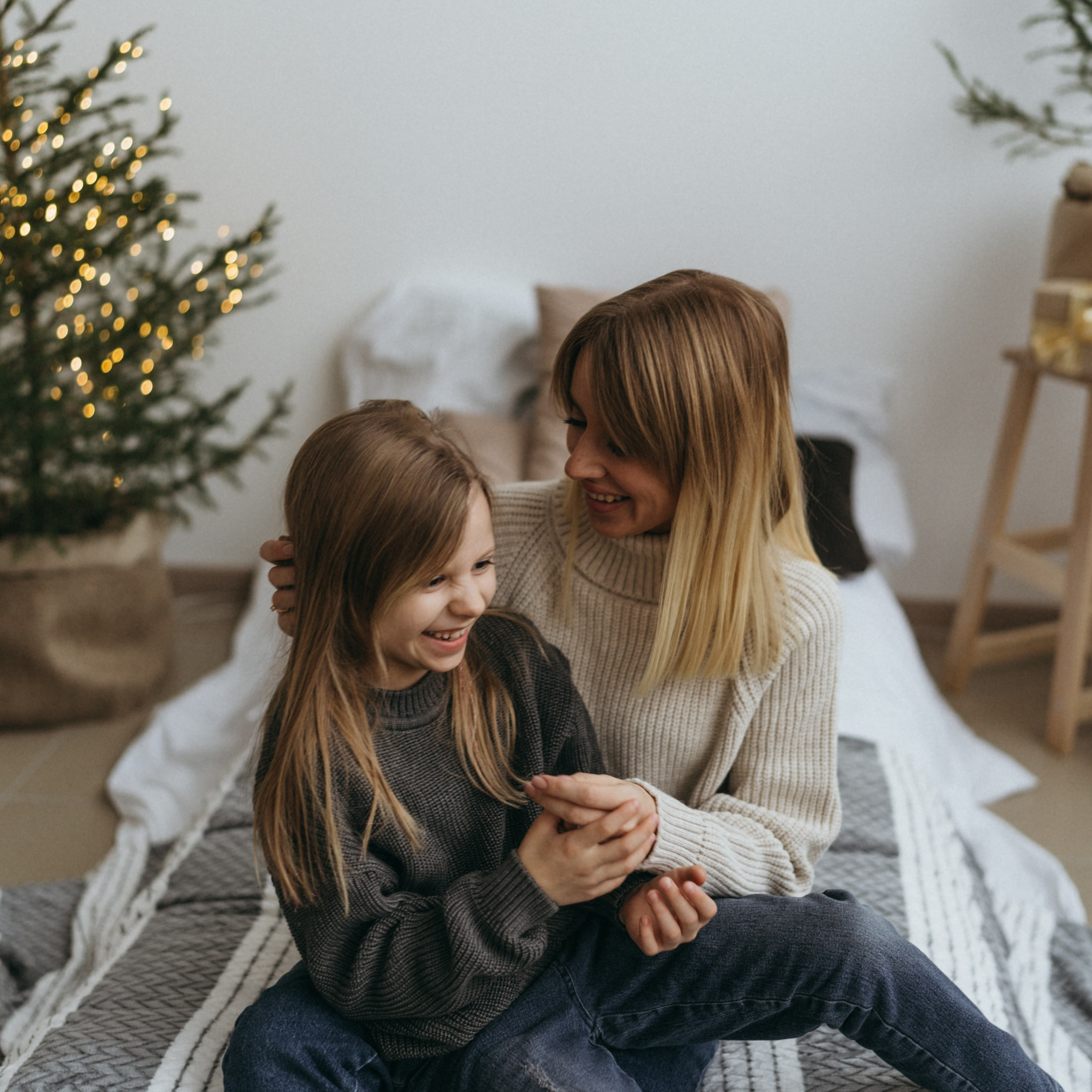 Кристина / Кира и Лера