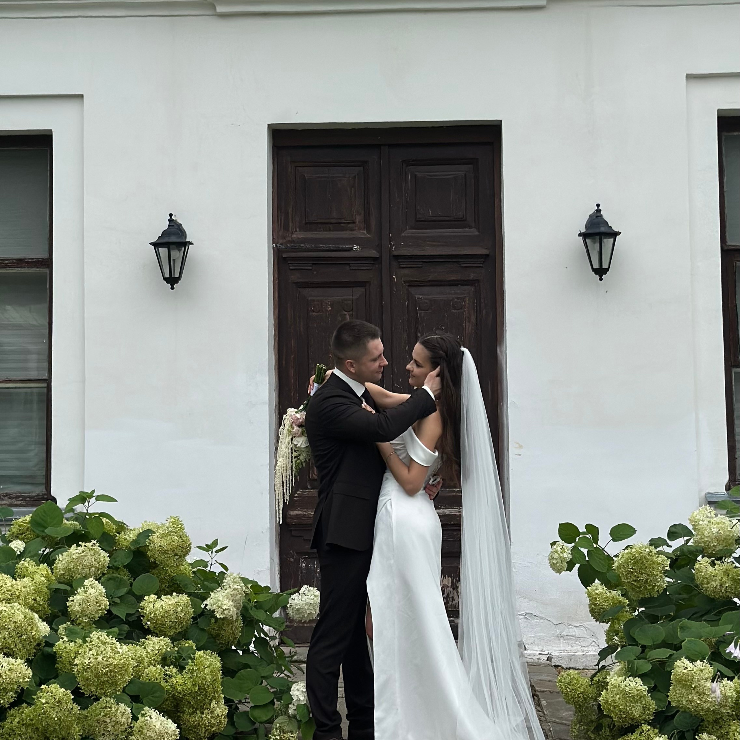 Отзывы о профессиональной свадебной видеосъёмке в Москве. Свадебный видеограф в Москве Максим Лобач-Граубергер