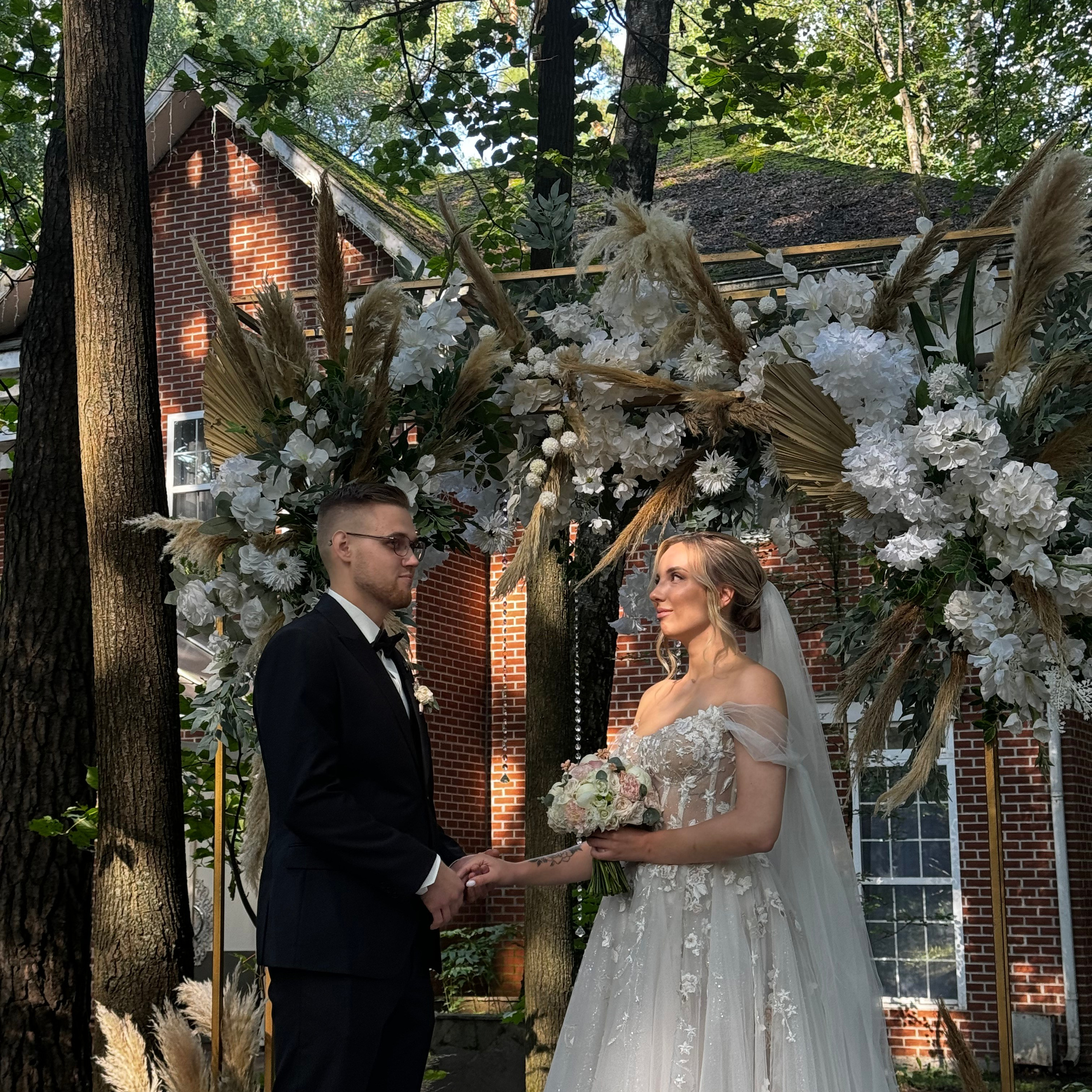 Отзывы о профессиональной свадебной видеосъёмке в Москве. Свадебный видеограф в Москве Максим Лобач-Граубергер