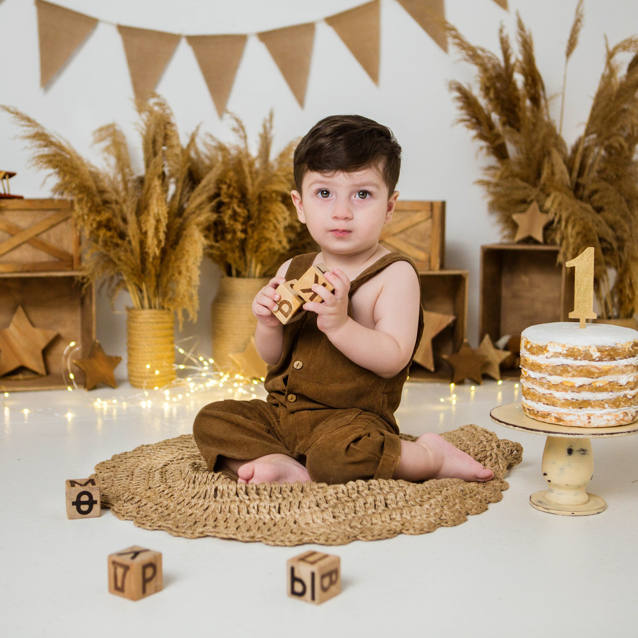 Алексу 1 год. Фотостудия «Антураж»