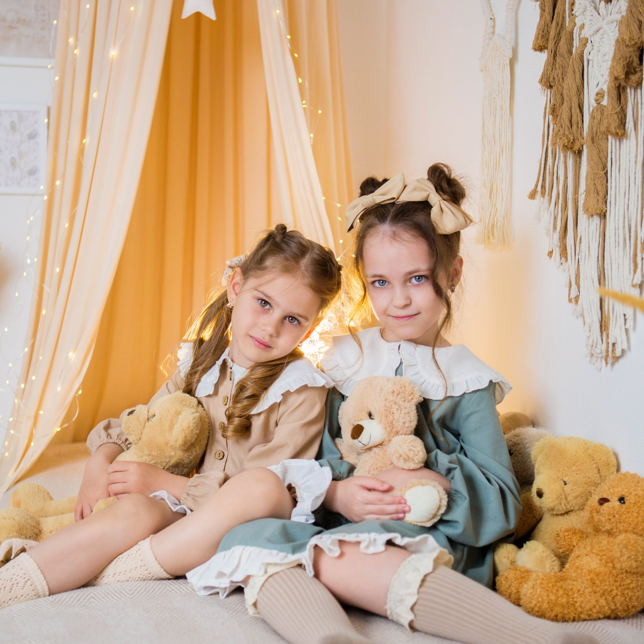 Сестрички. Фотостудия «Антураж»