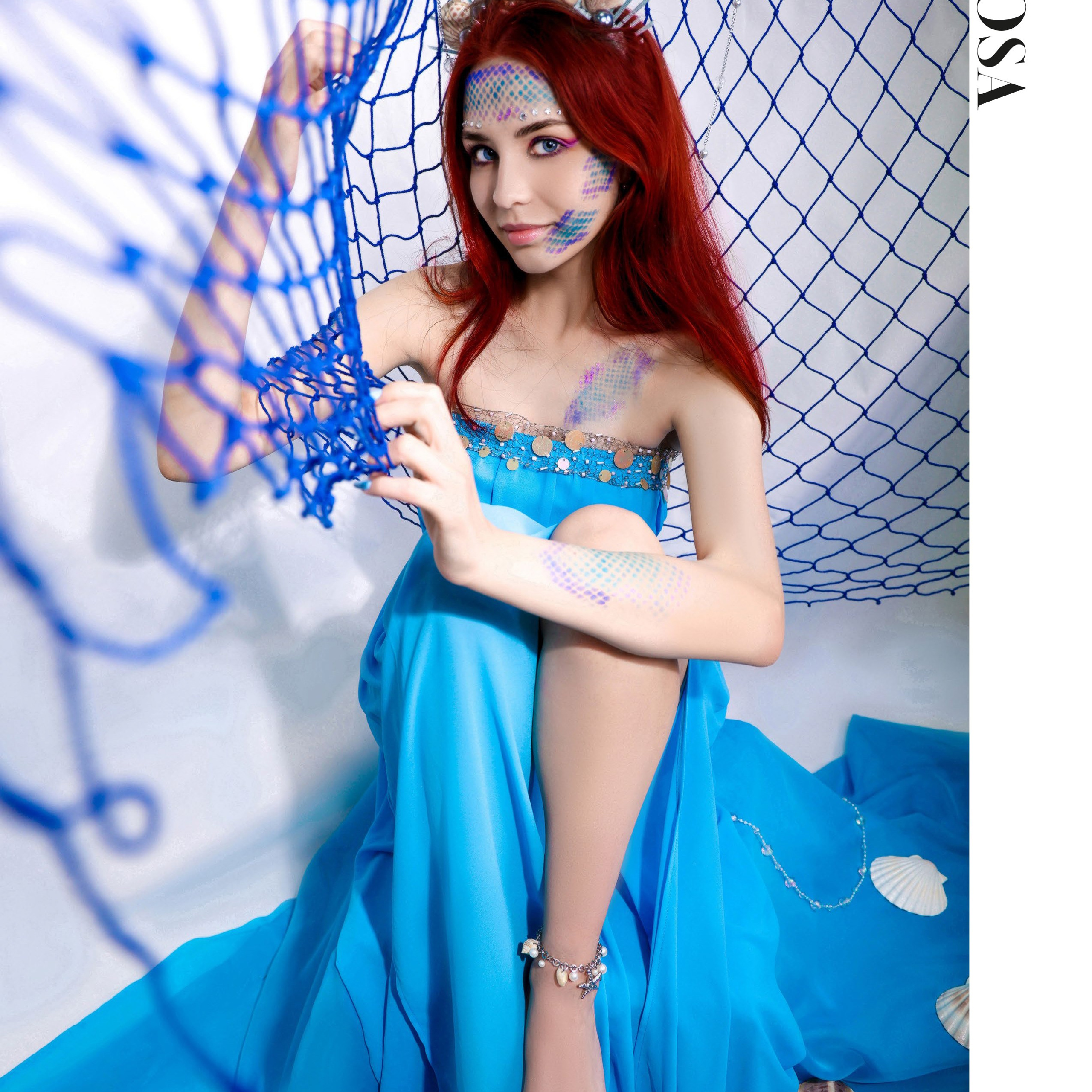 Журнал ROOSA Magazine I May 2025 Issue 2 I Курбевуа, Франция I Модель: Ева Гладкова I Стилист, визажист: Ирина Калинина I Фотостудия: Калина