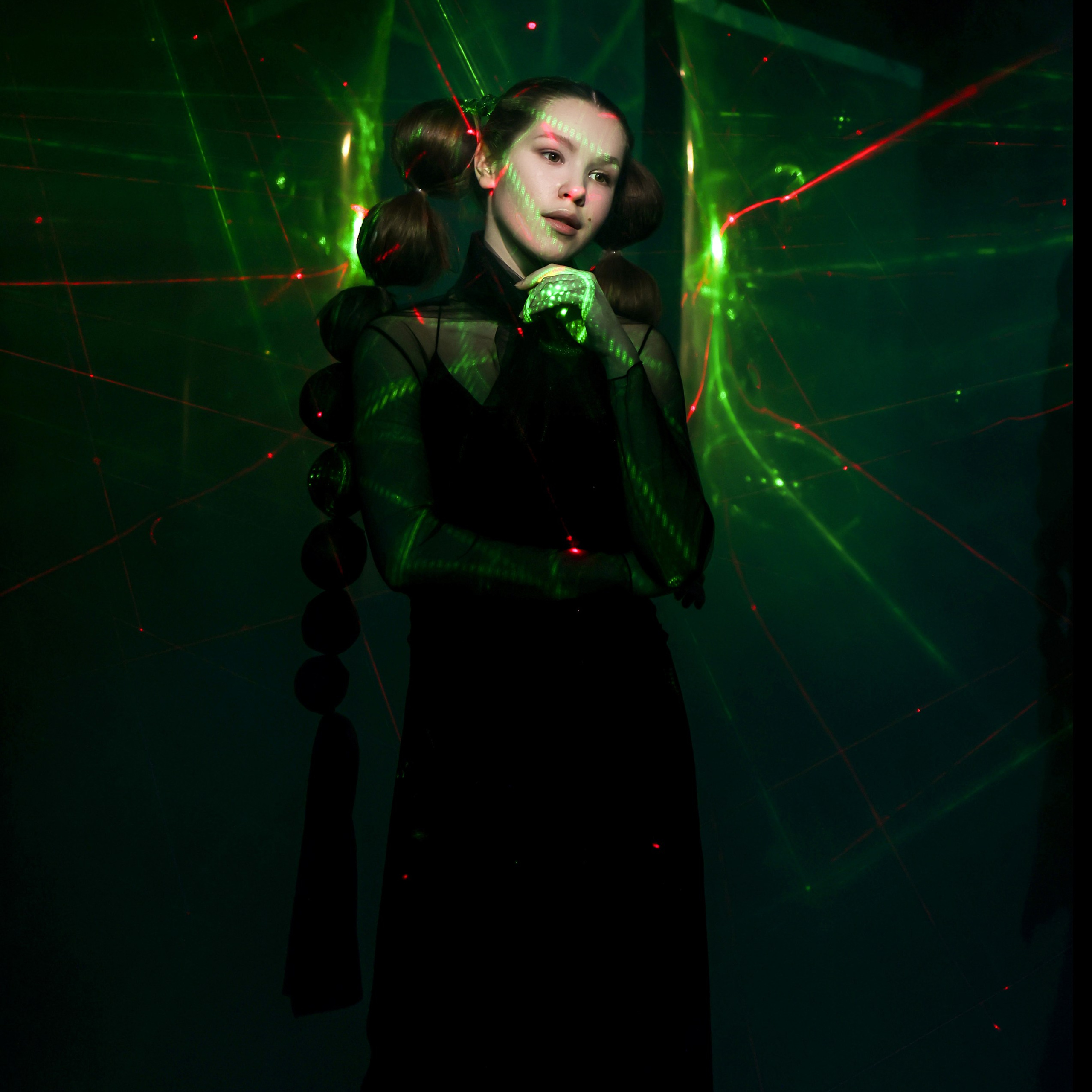 Журнал Moevir Magazine I August Issue 2025 I Париж, Франция I Модель: Мария Савельева I Модельное агентство: "Ra-fashion MM"