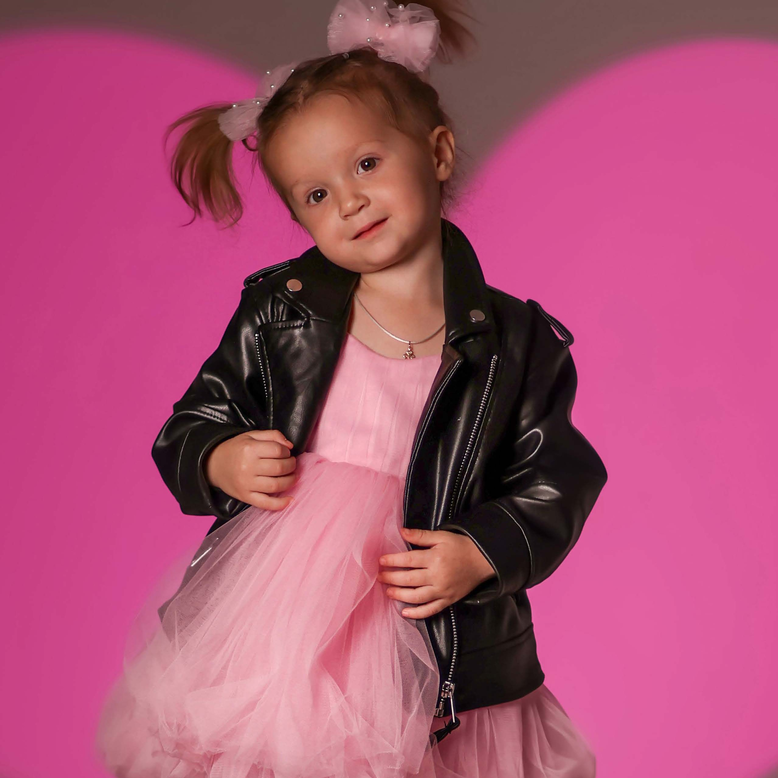 Журнал LOVELY |TEEN | OPEN THEME | NOVEMBER 2025|Мадрид, Испания |Модель: Алиса