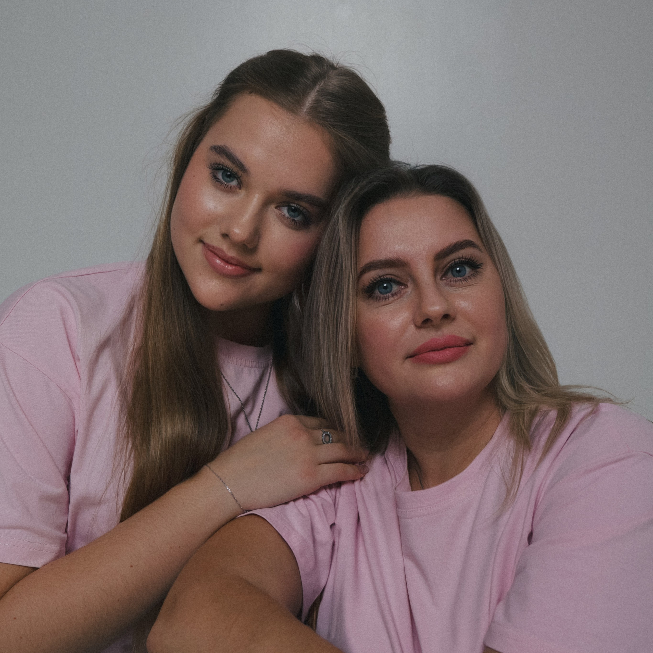 Мама и дочь