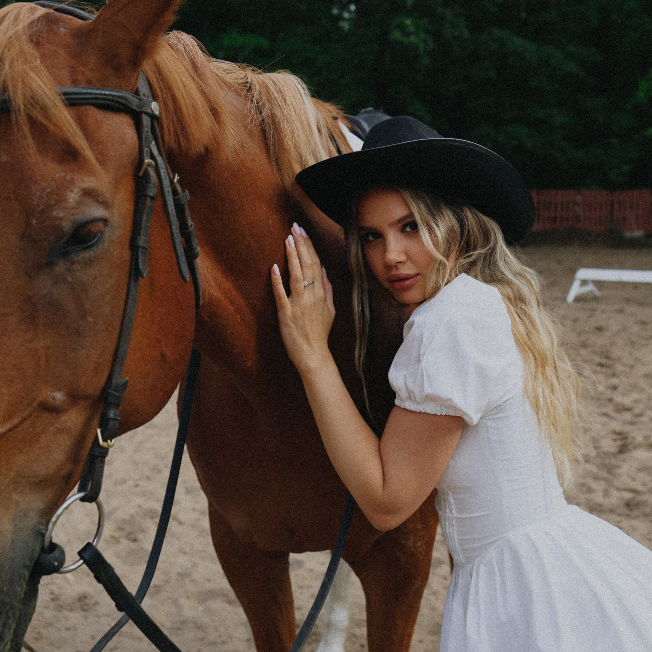Александра | Прогулка с лошадью