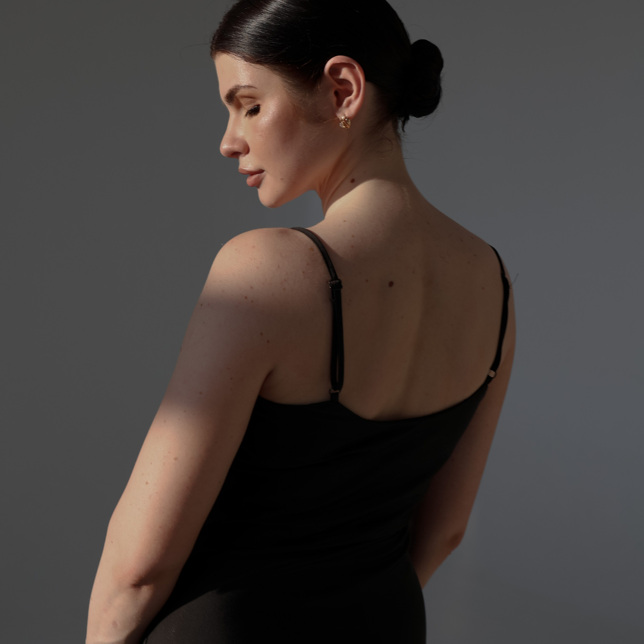 Лилия | Студия