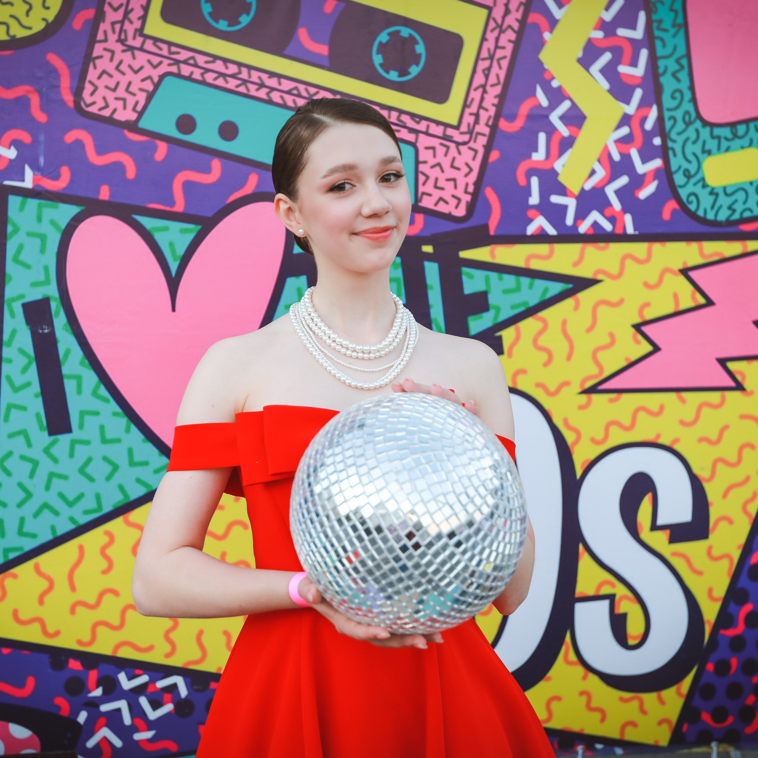 Отзывы. Выпускные альбомы в Липецке. medlori fotobook фотосессии, свадьбы, юбилеи, крестины. Medlori fotobook Выпускные альбомы в Липецке Лариса Медведева