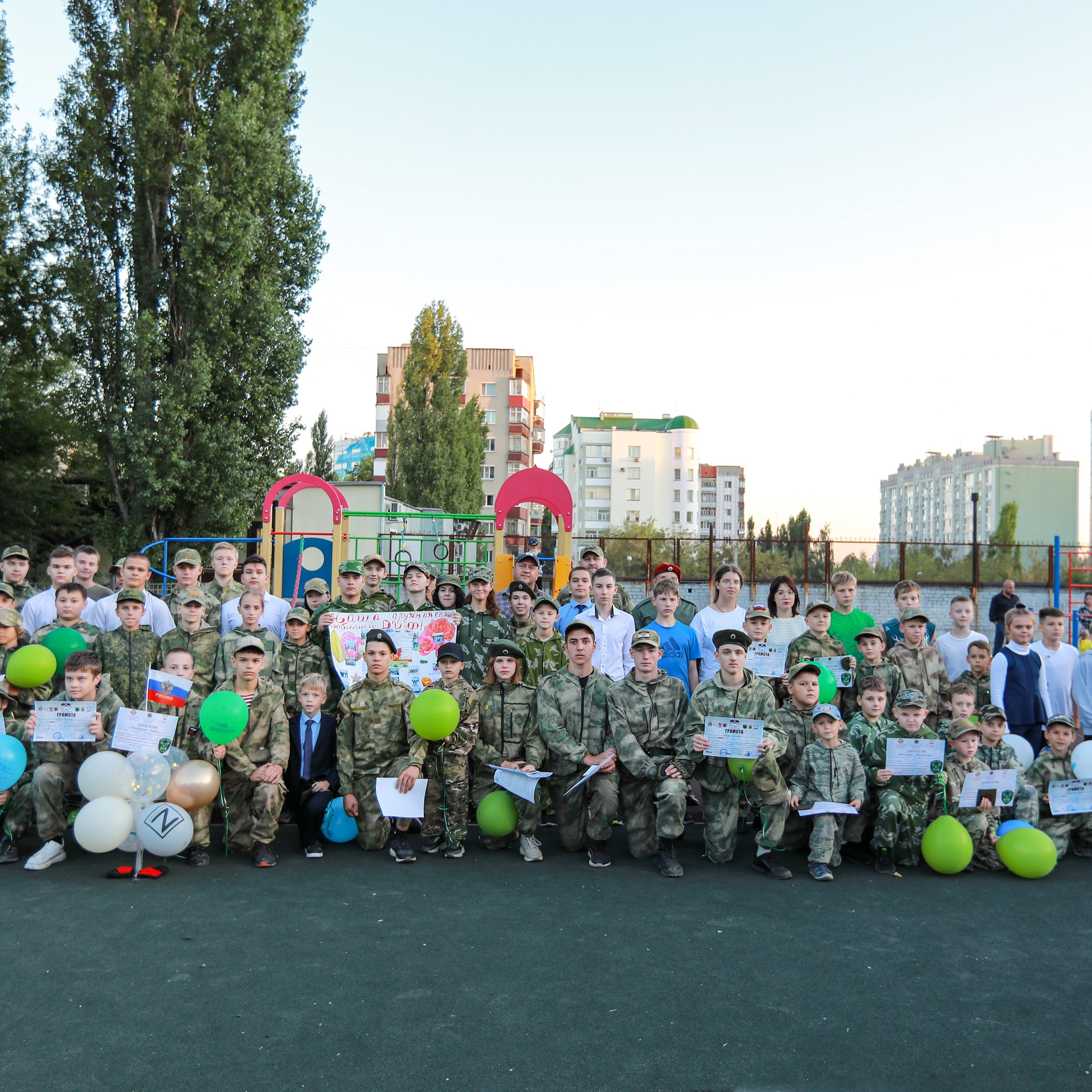 Отзывы. Выпускные альбомы в Липецке. medlori fotobook фотосессии, свадьбы, юбилеи, крестины. Medlori fotobook Выпускные альбомы в Липецке Лариса Медведева