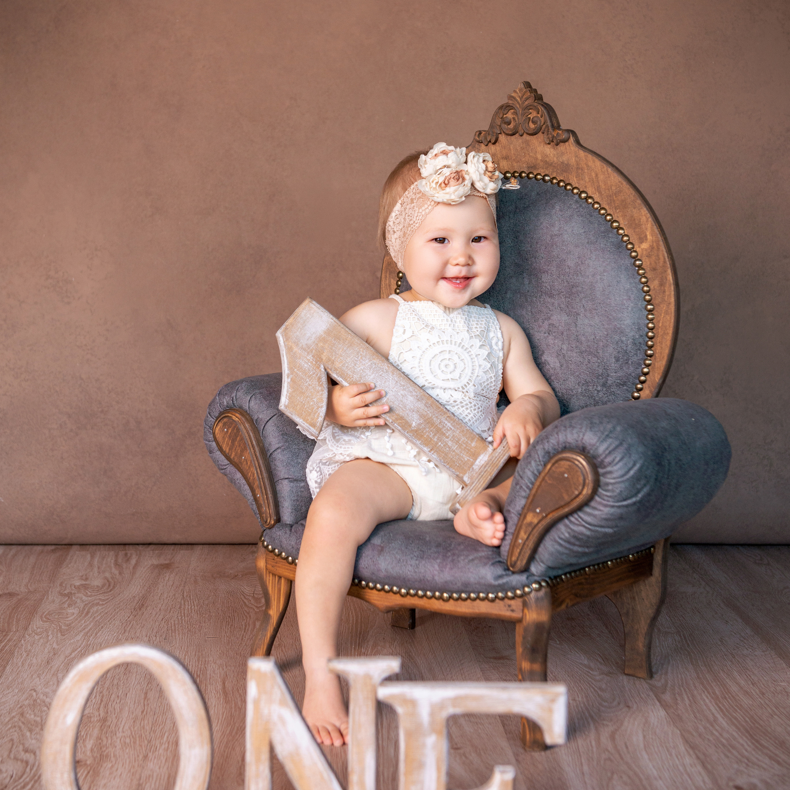 Костюмированные фотосессии на год. Студия семейной и детской фотографии