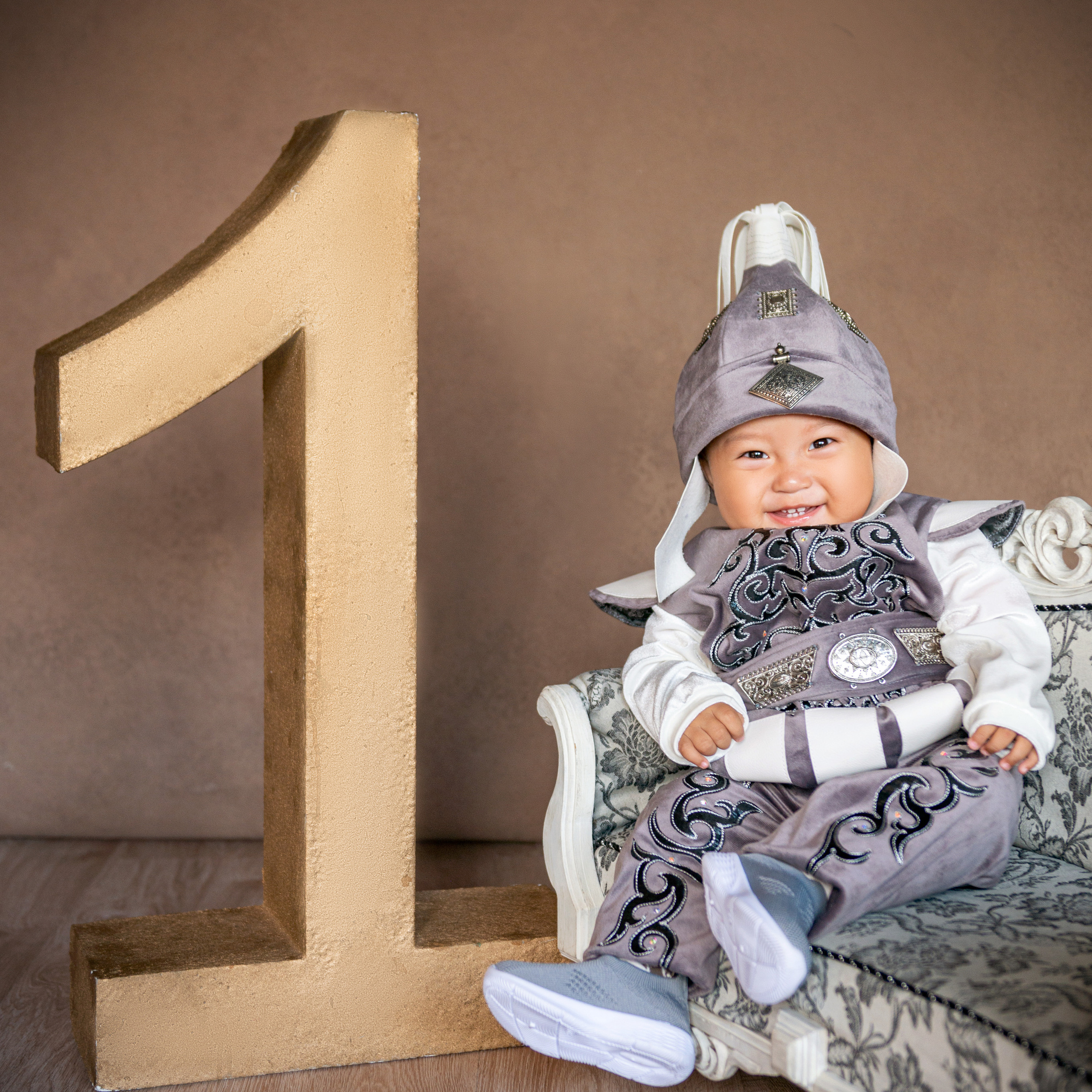 Костюмированные фотосессии на год. Студия семейной и детской фотографии