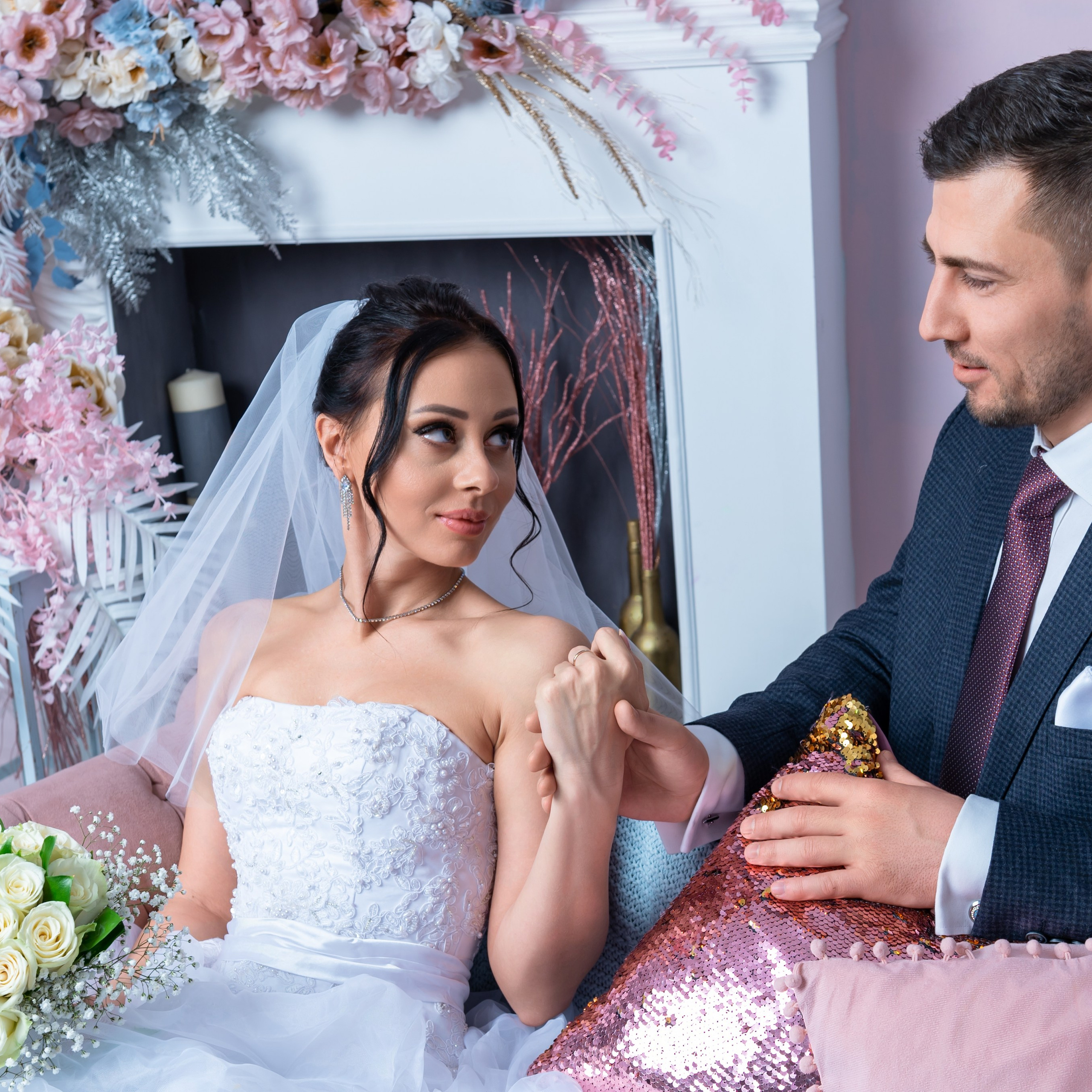 Лучший подарок мужу на юбилей свадьбы это семейная фотосессия, напишите мне в мессенджер и забронируем дату съёмки 8(926)706-36-21