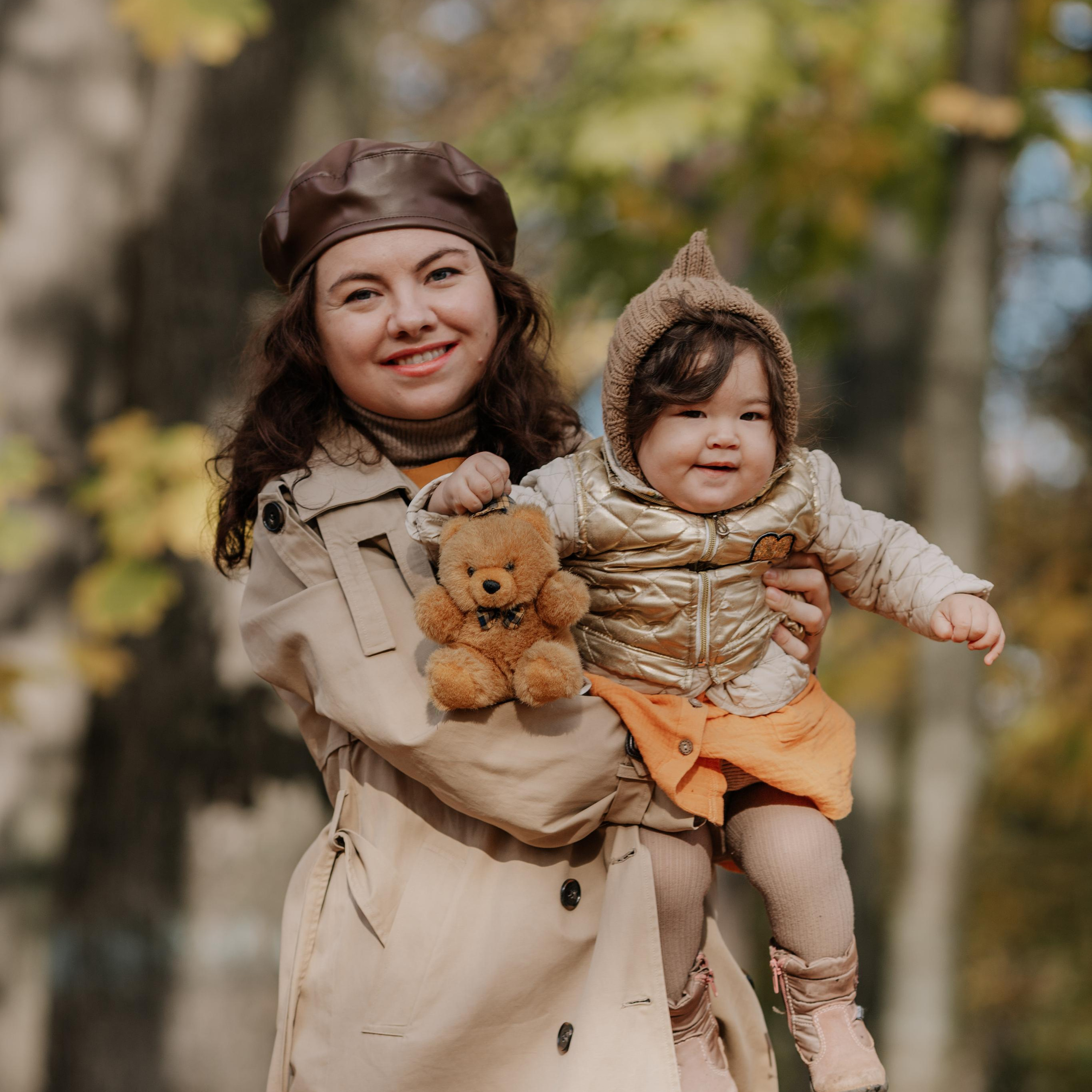 Оля и Мия (усадьба «Тимохово-Салазкино» Видное)