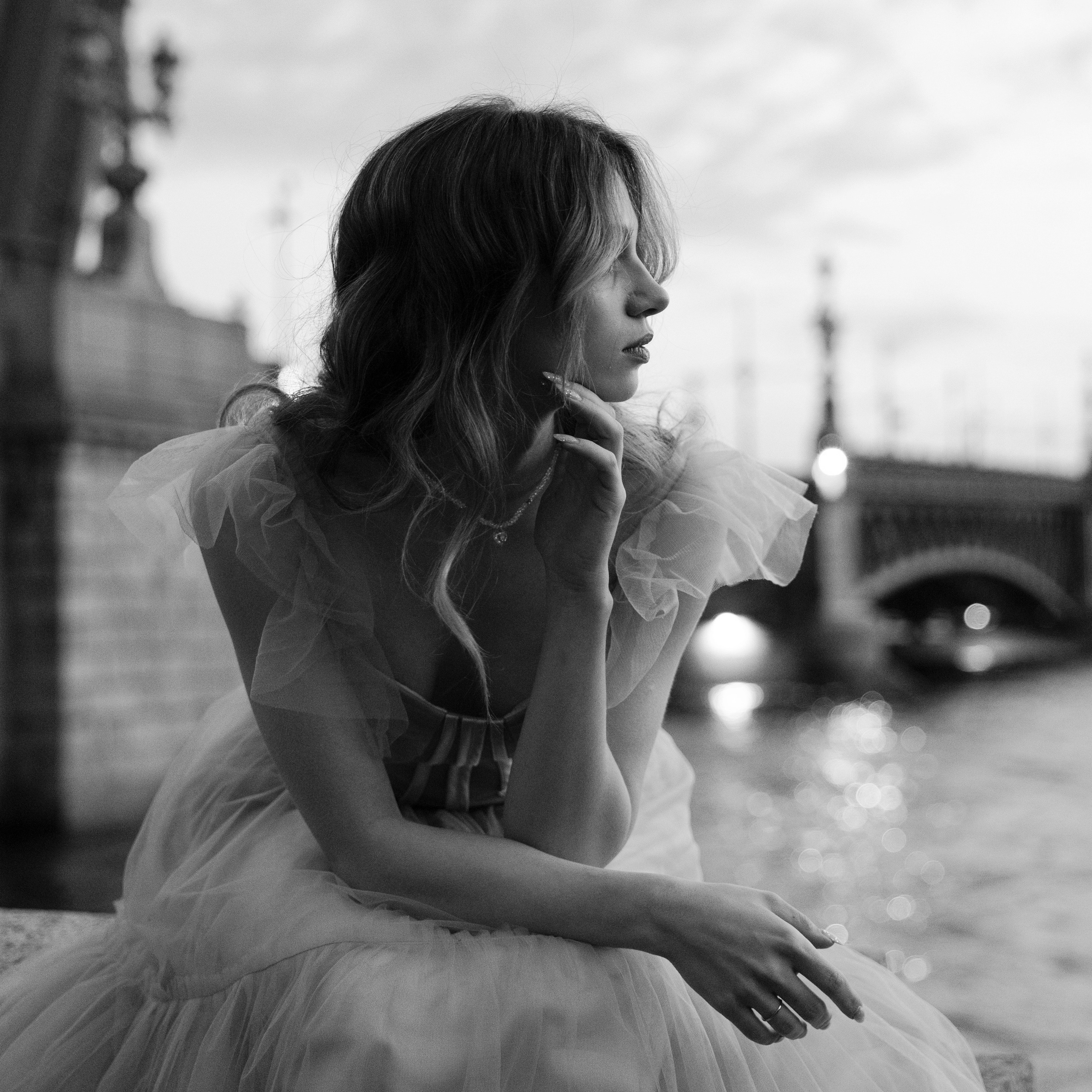 Фотопрогулка на фоне разведенных мостов. Белые ночи Питера