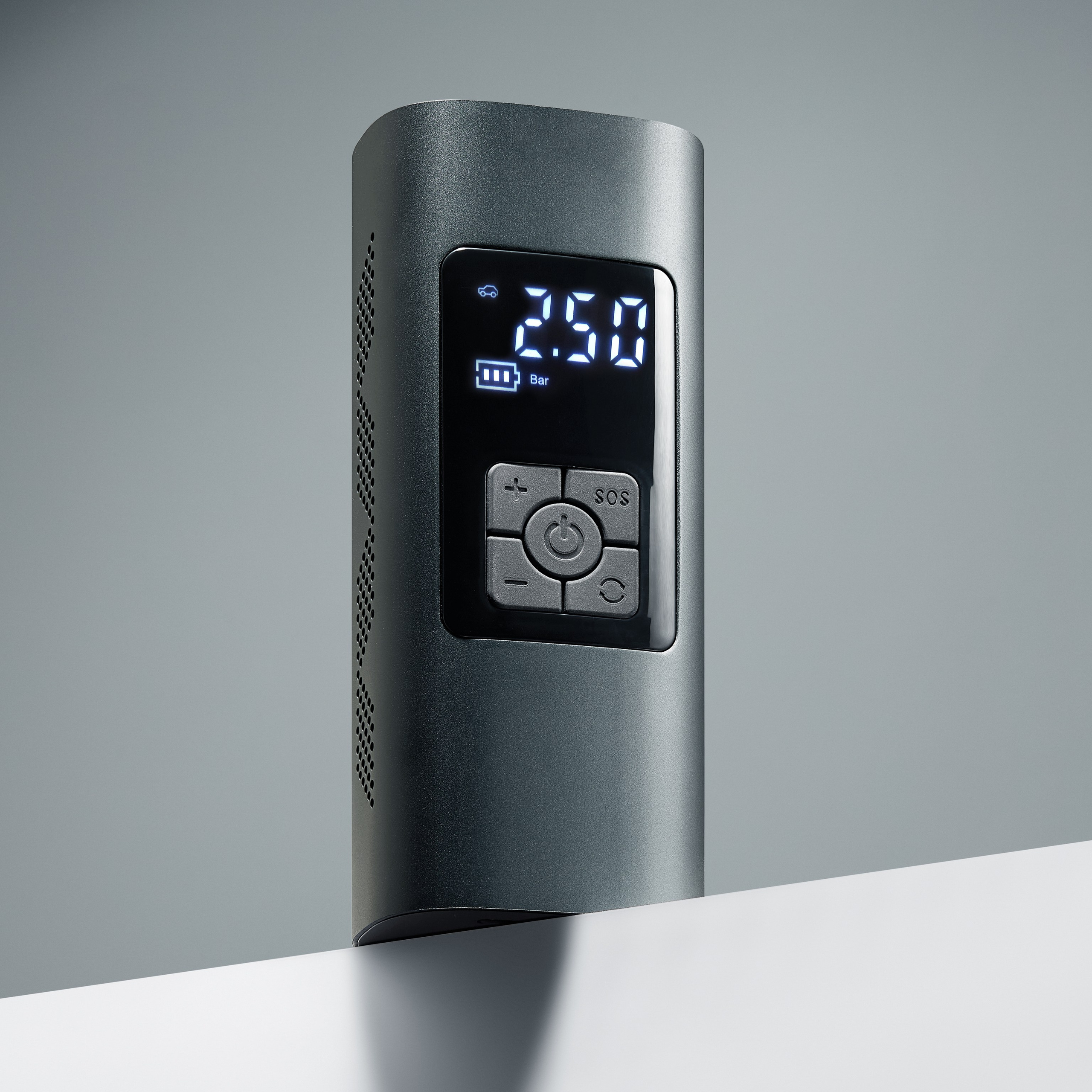 Фото на подиуме с инфографикой — карточка товара Ozon