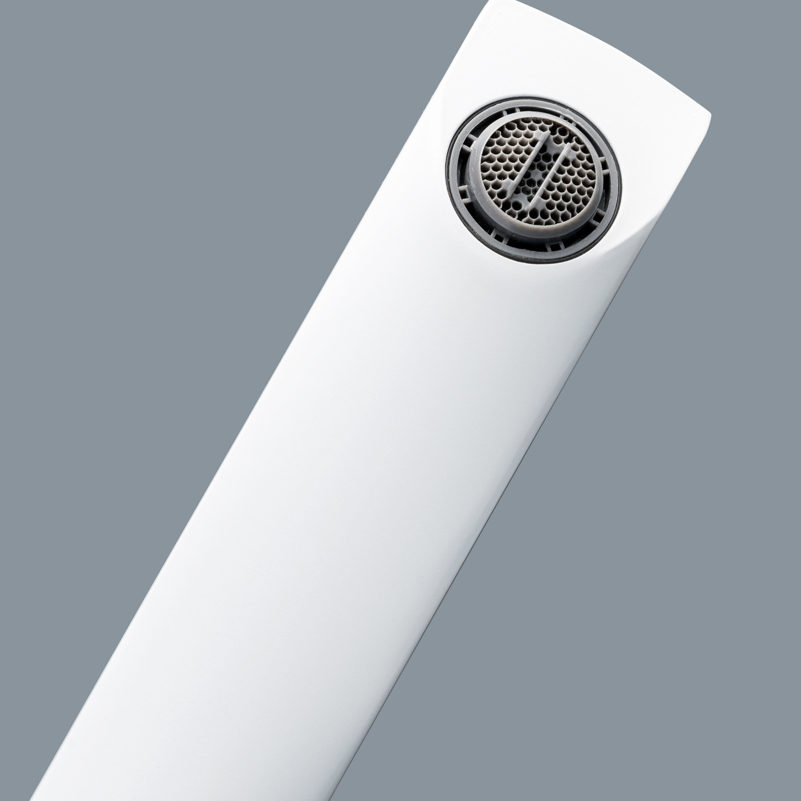 Фото водопроводного крана для маркетплейса