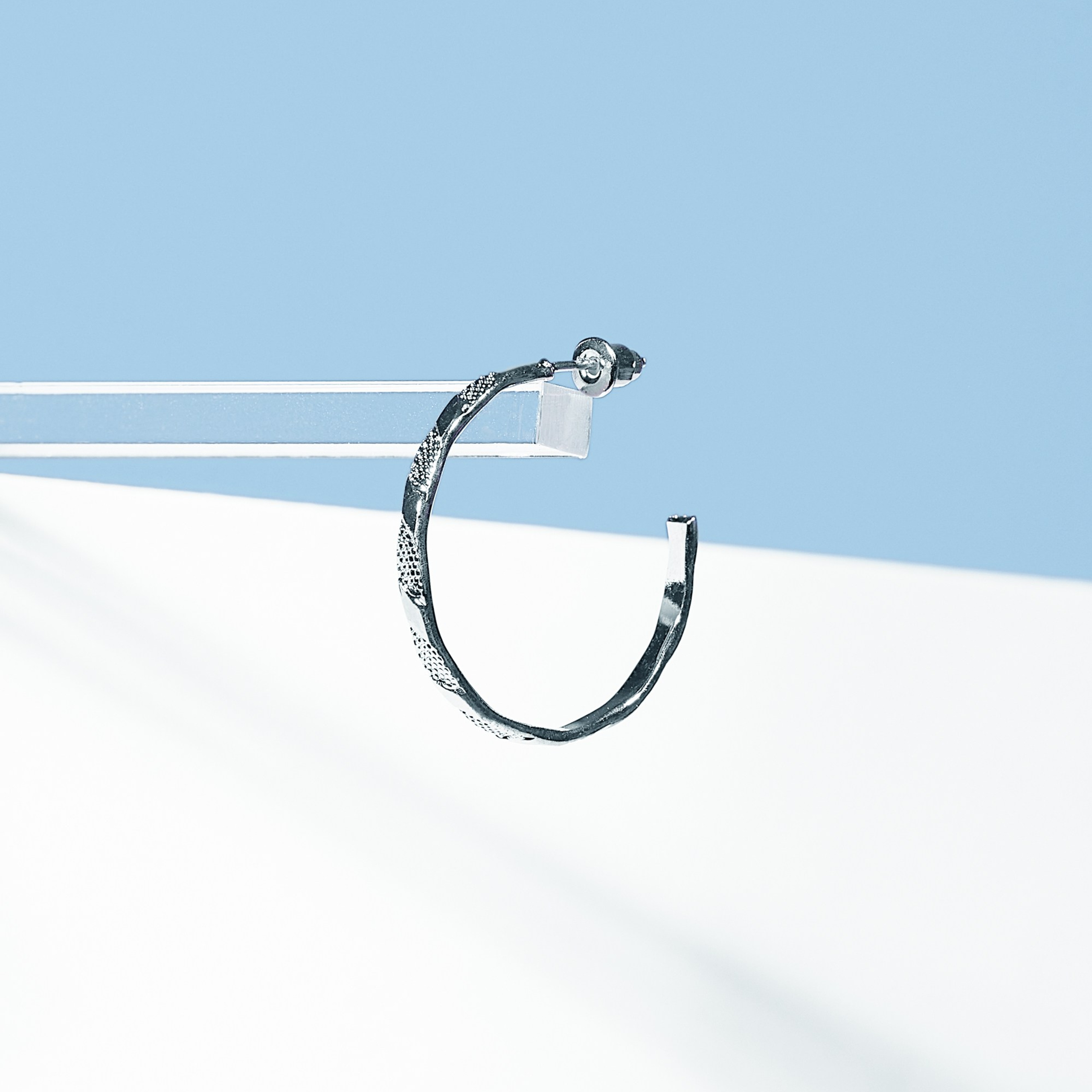 Предметная фотосъёмка с подиумом для маркетплейса