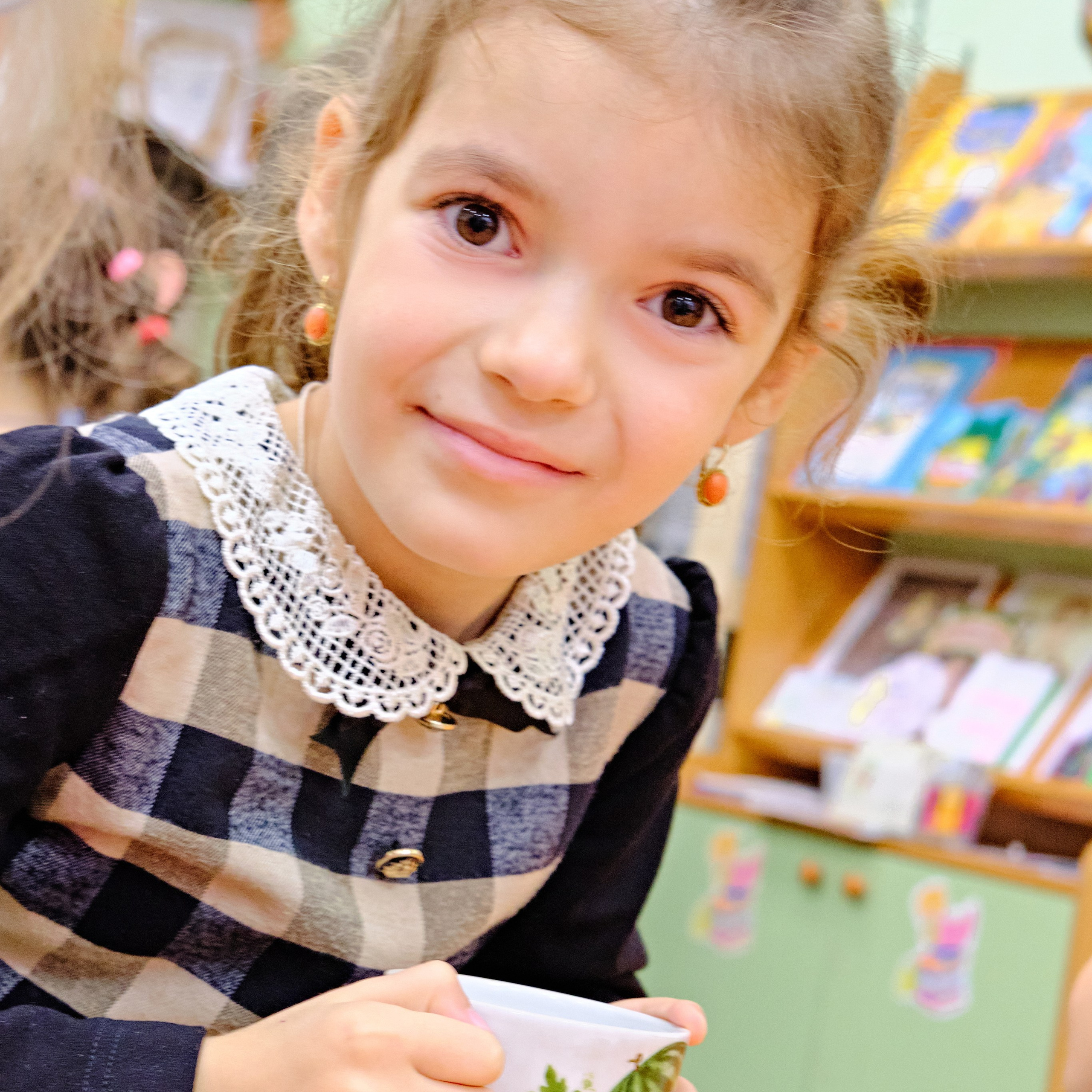 Забронировать услугу «Выпускной альбом» у фотографа Кати Вербицкой. К-КАДР — фото и видео для маркетплейсов в СПб